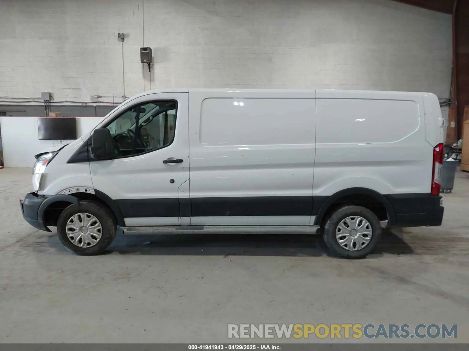 13 fotografías del automóvil dañado 1FTYR1ZM7KKA71062 FORD TRANSIT-250 2019