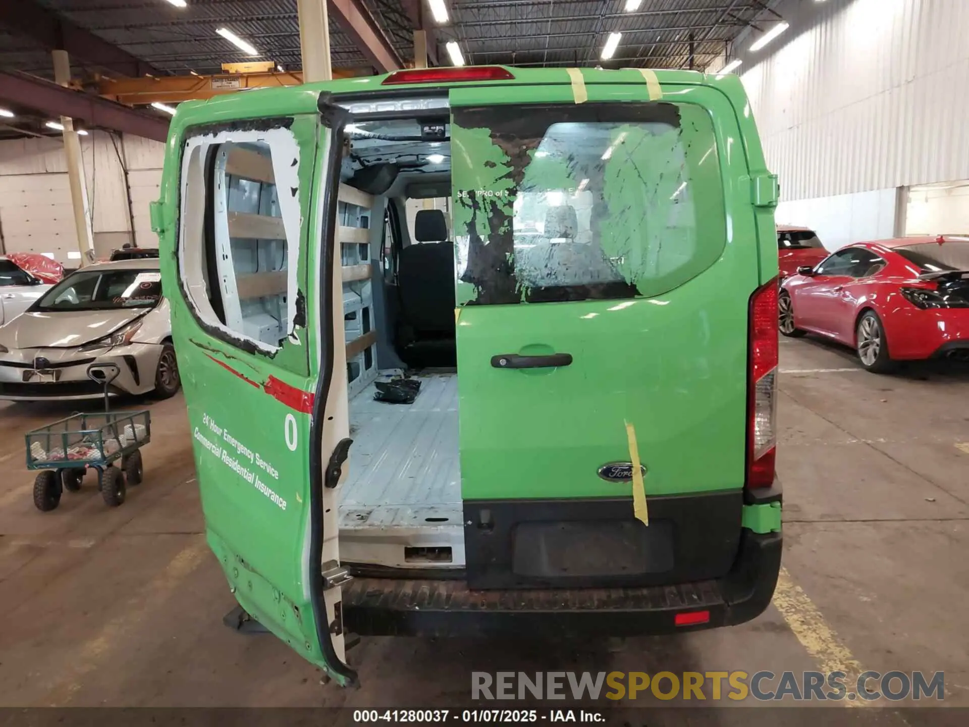 16 fotografías del automóvil dañado 1FTYR1ZM8KKB20494 FORD TRANSIT-250 2019