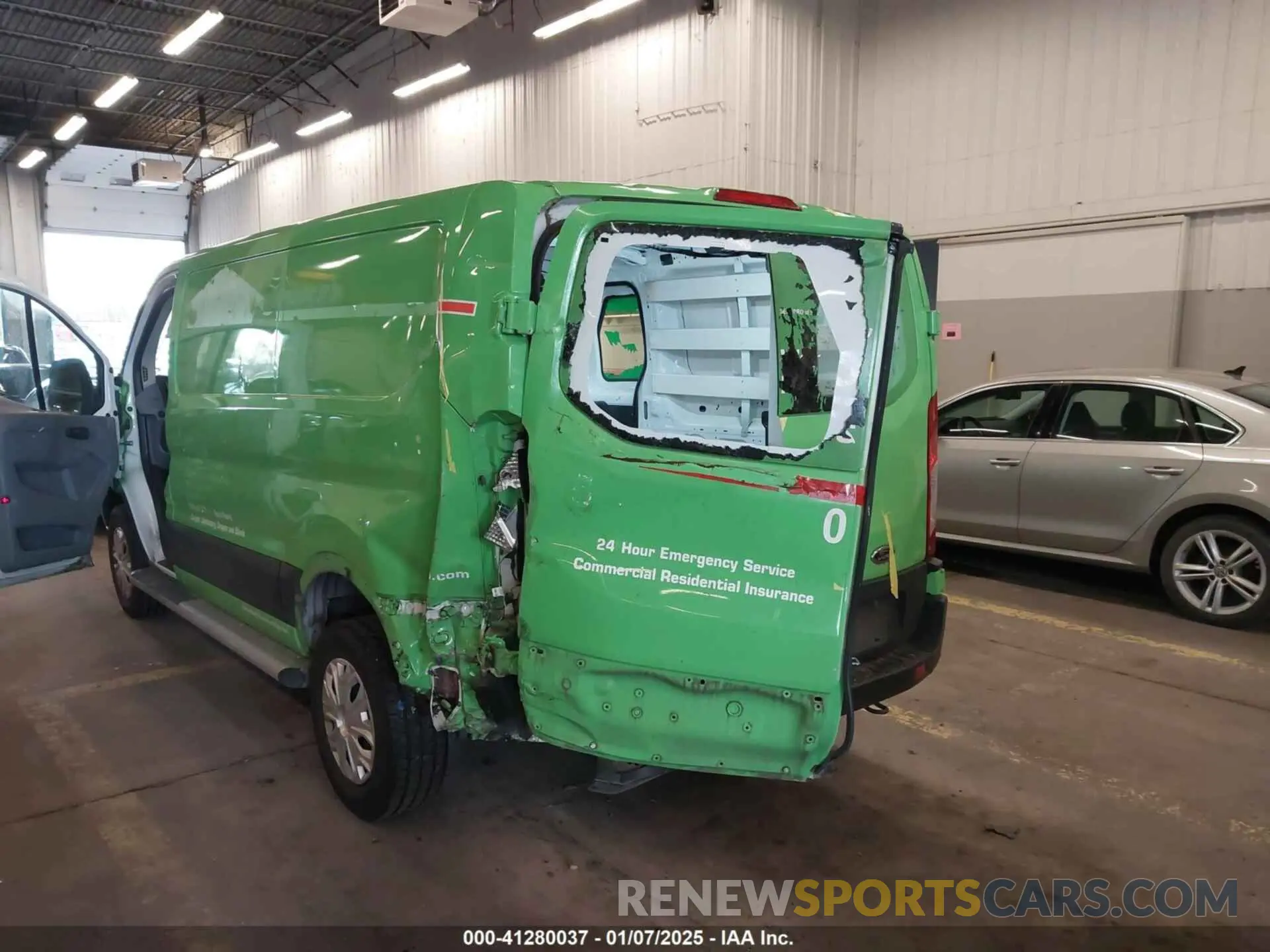 18 fotografías del automóvil dañado 1FTYR1ZM8KKB20494 FORD TRANSIT-250 2019