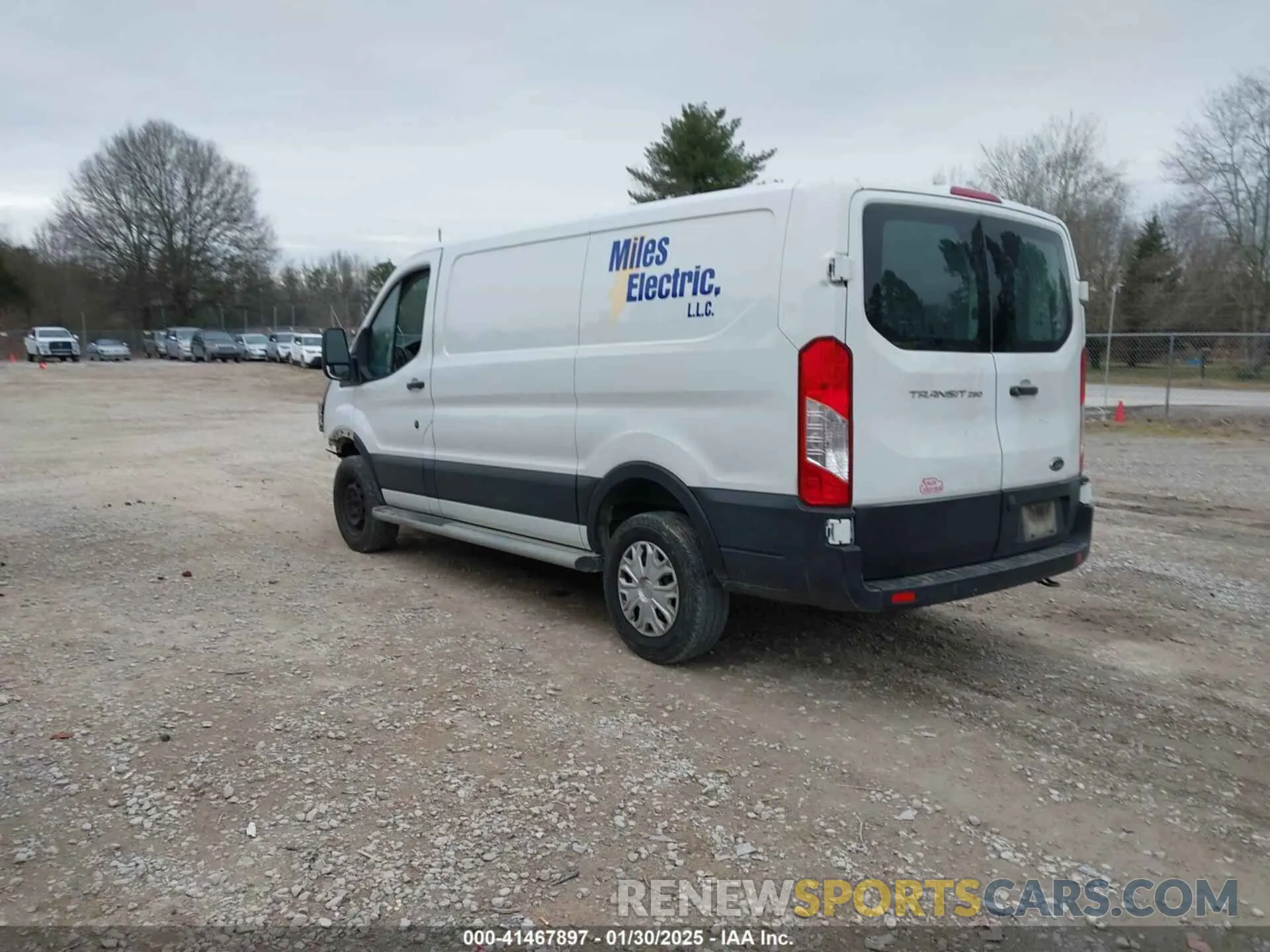 3 fotografías del automóvil dañado 1FTYR1ZM8KKB50045 FORD TRANSIT-250 2019