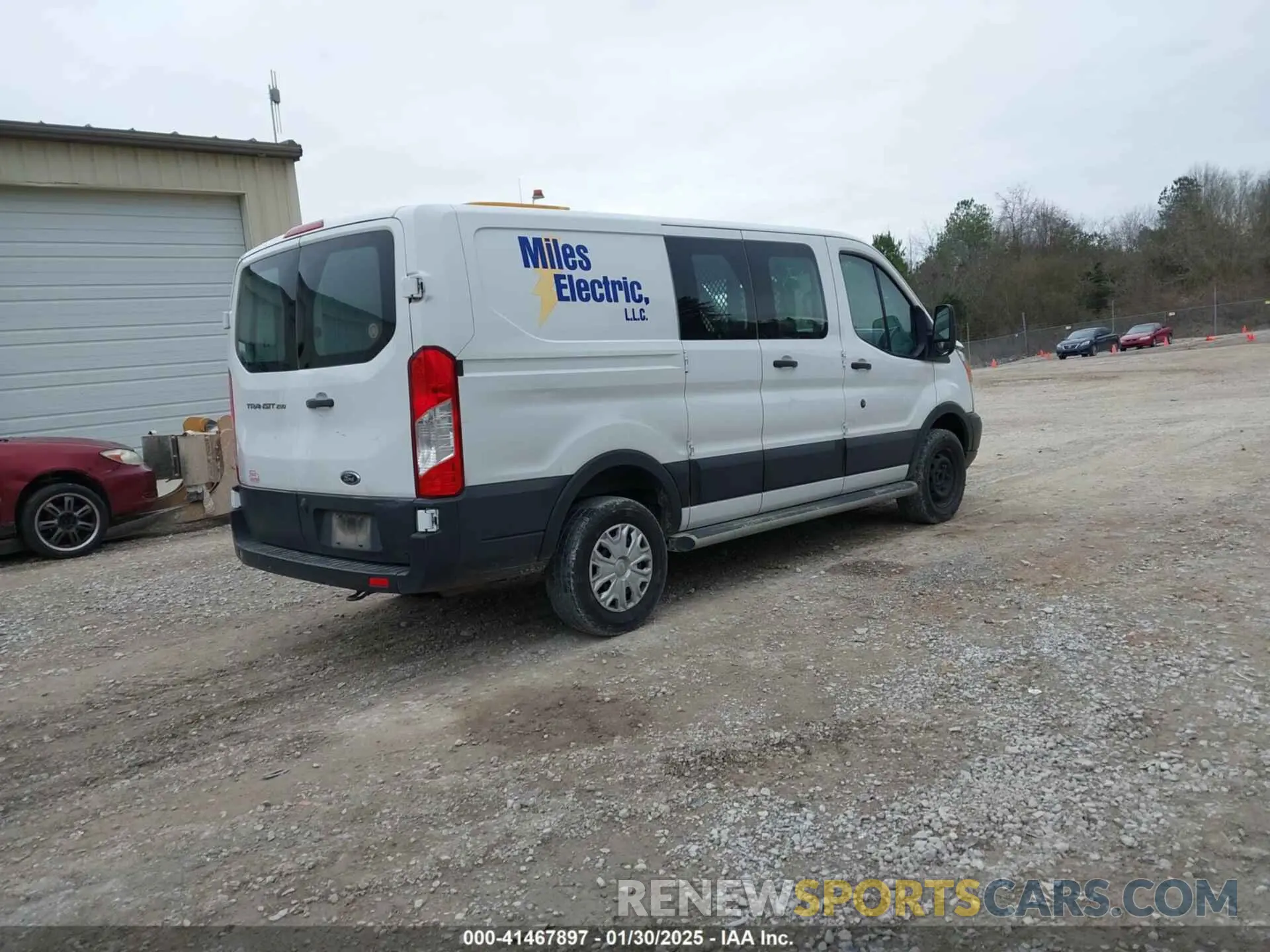 4 fotografías del automóvil dañado 1FTYR1ZM8KKB50045 FORD TRANSIT-250 2019