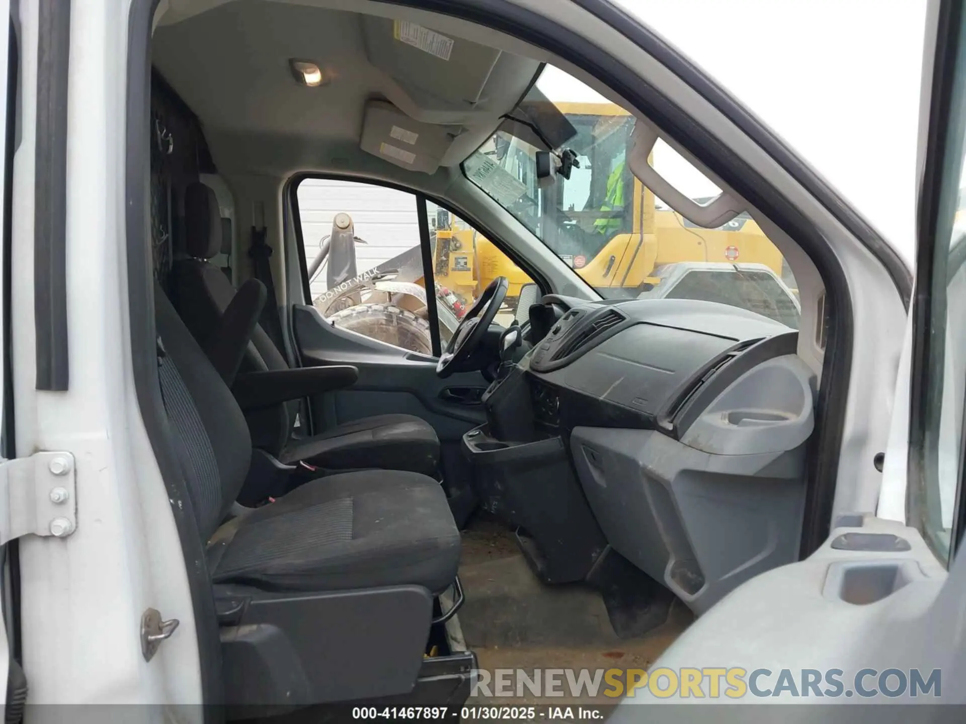 5 fotografías del automóvil dañado 1FTYR1ZM8KKB50045 FORD TRANSIT-250 2019
