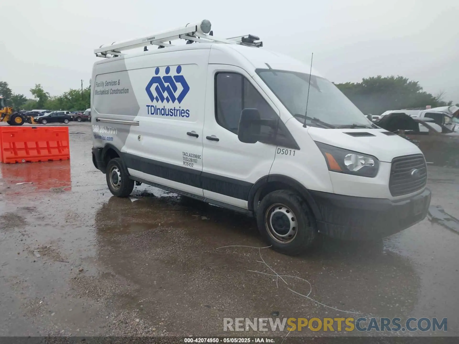1 fotografías del automóvil dañado 1FTYR2CG9KKB86352 FORD TRANSIT-250 2019