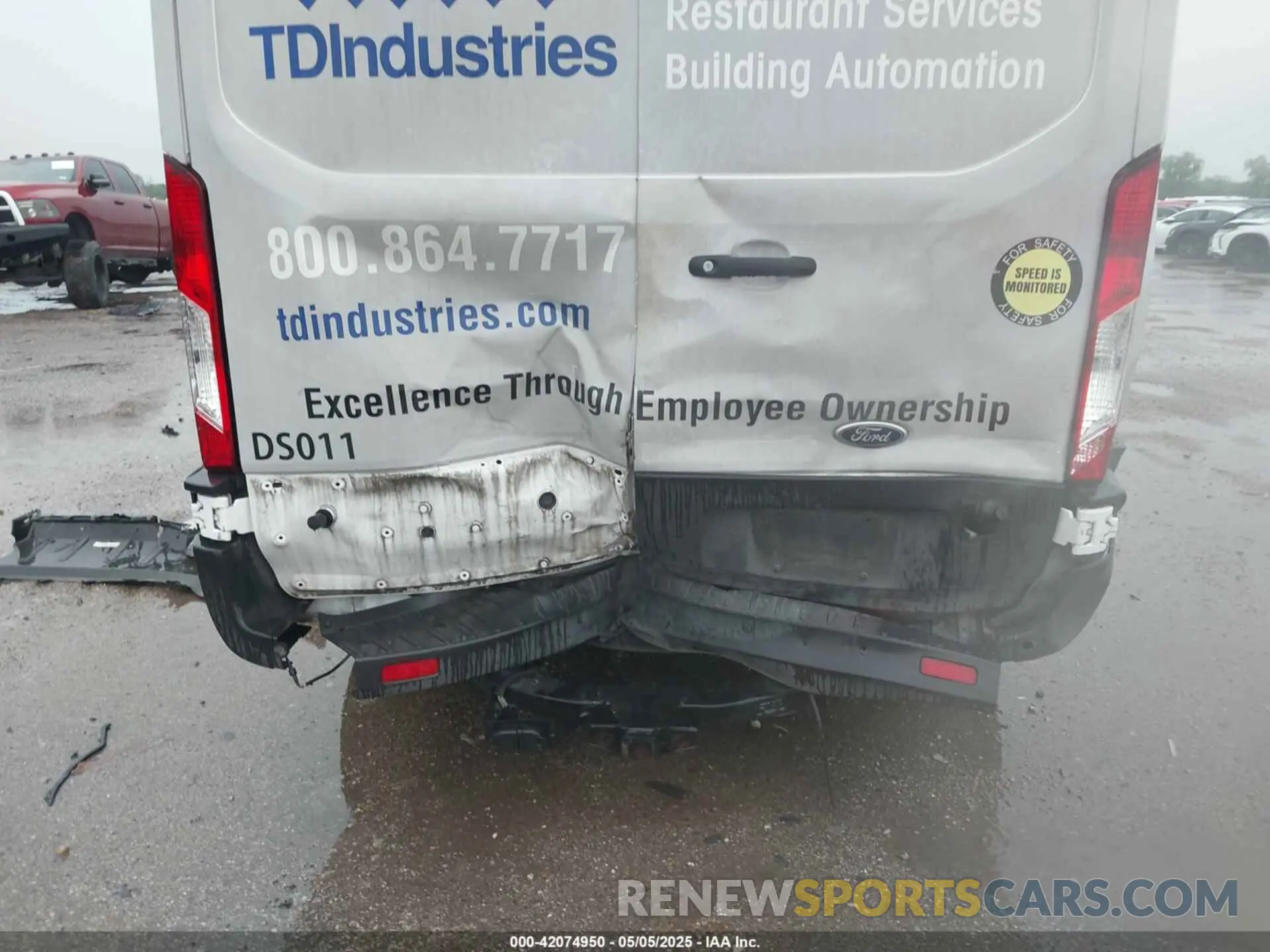 17 fotografías del automóvil dañado 1FTYR2CG9KKB86352 FORD TRANSIT-250 2019