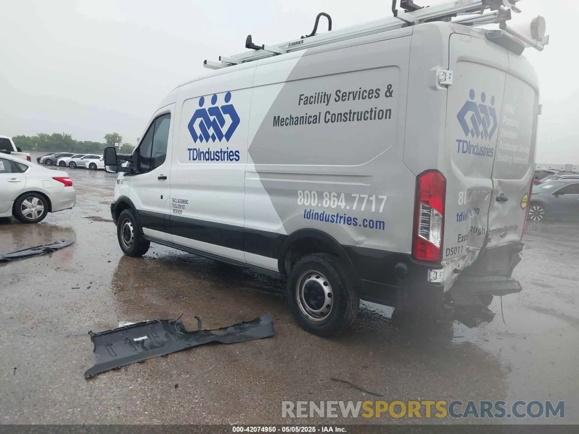 3 fotografías del automóvil dañado 1FTYR2CG9KKB86352 FORD TRANSIT-250 2019
