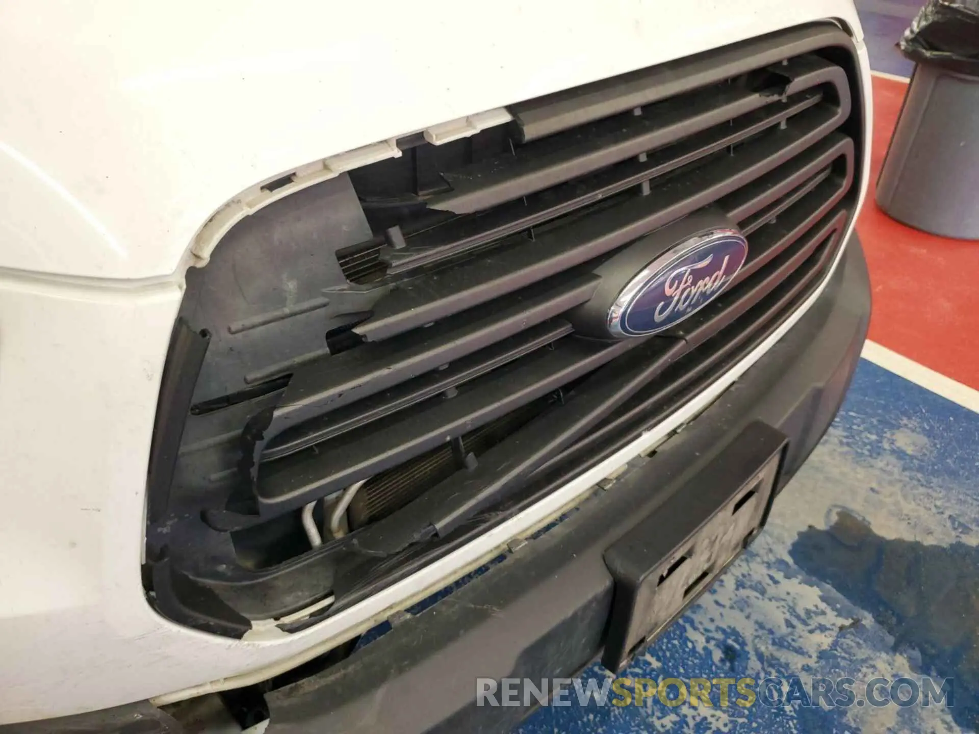 12 fotografías del automóvil dañado 1FTYR2CM0KKA46602 FORD TRANSIT-250 2019