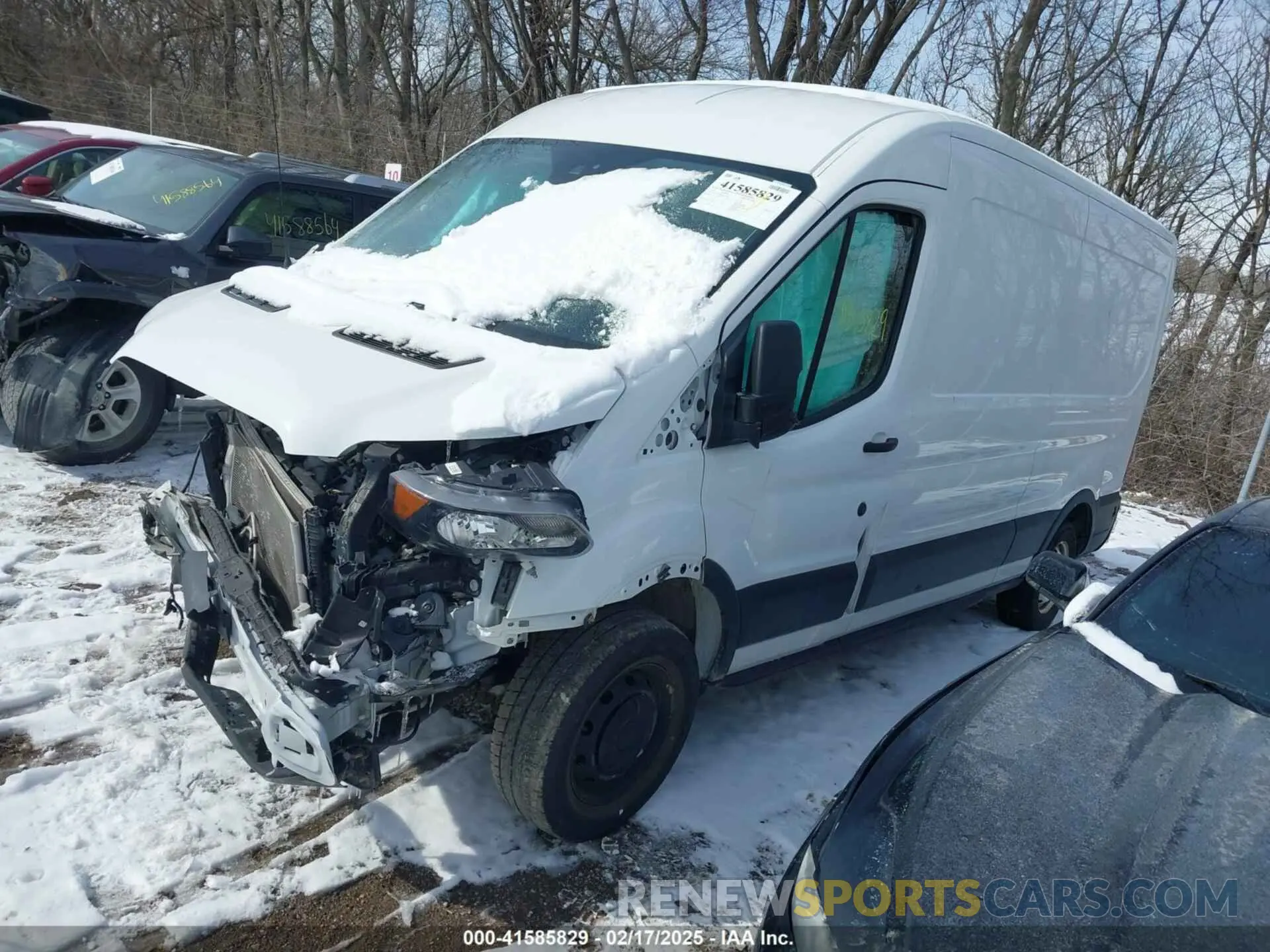 2 fotografías del automóvil dañado 1FTYR2CM0KKB45744 FORD TRANSIT-250 2019
