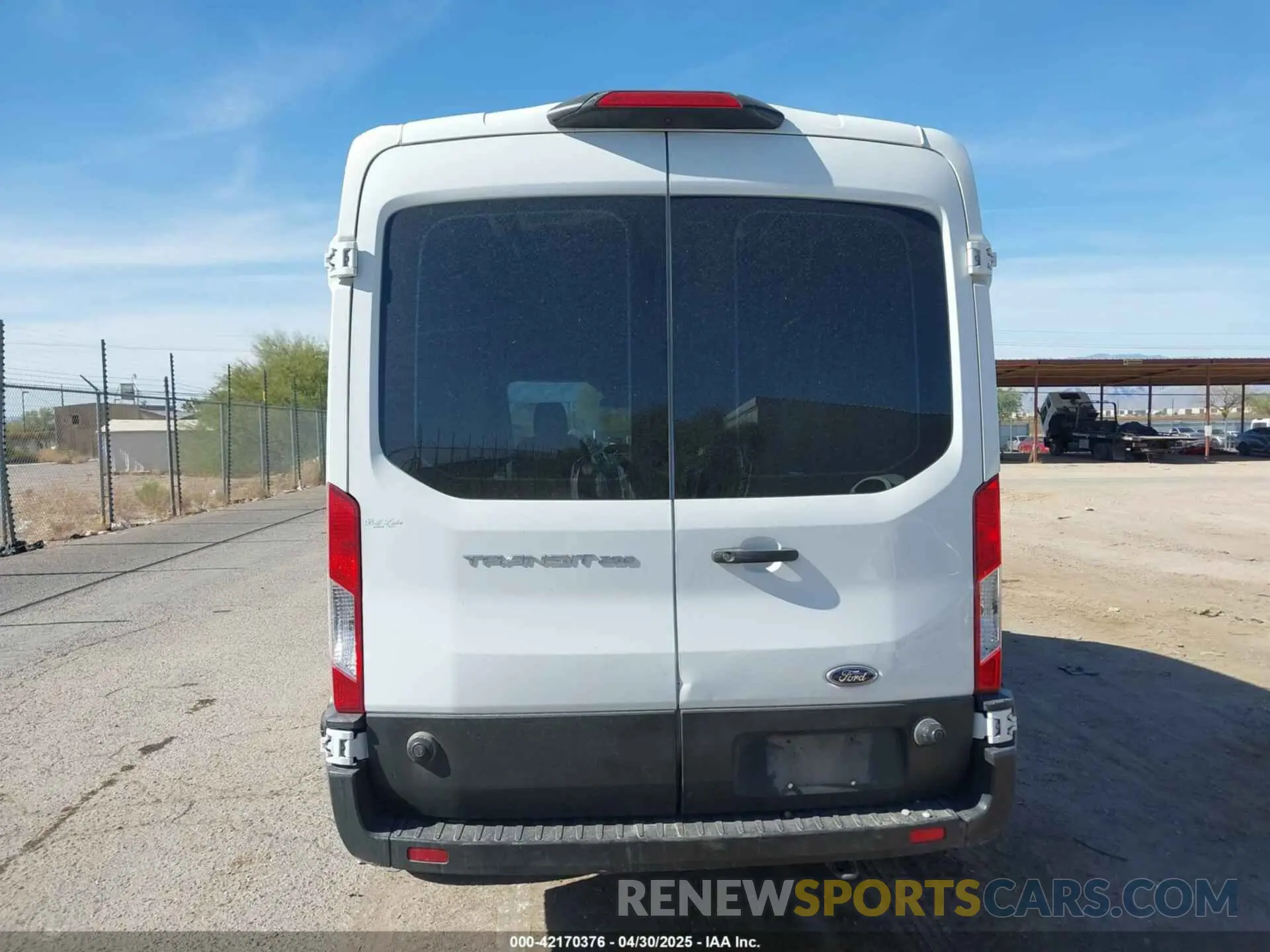 16 fotografías del automóvil dañado 1FTYR2CM0KKB83667 FORD TRANSIT-250 2019