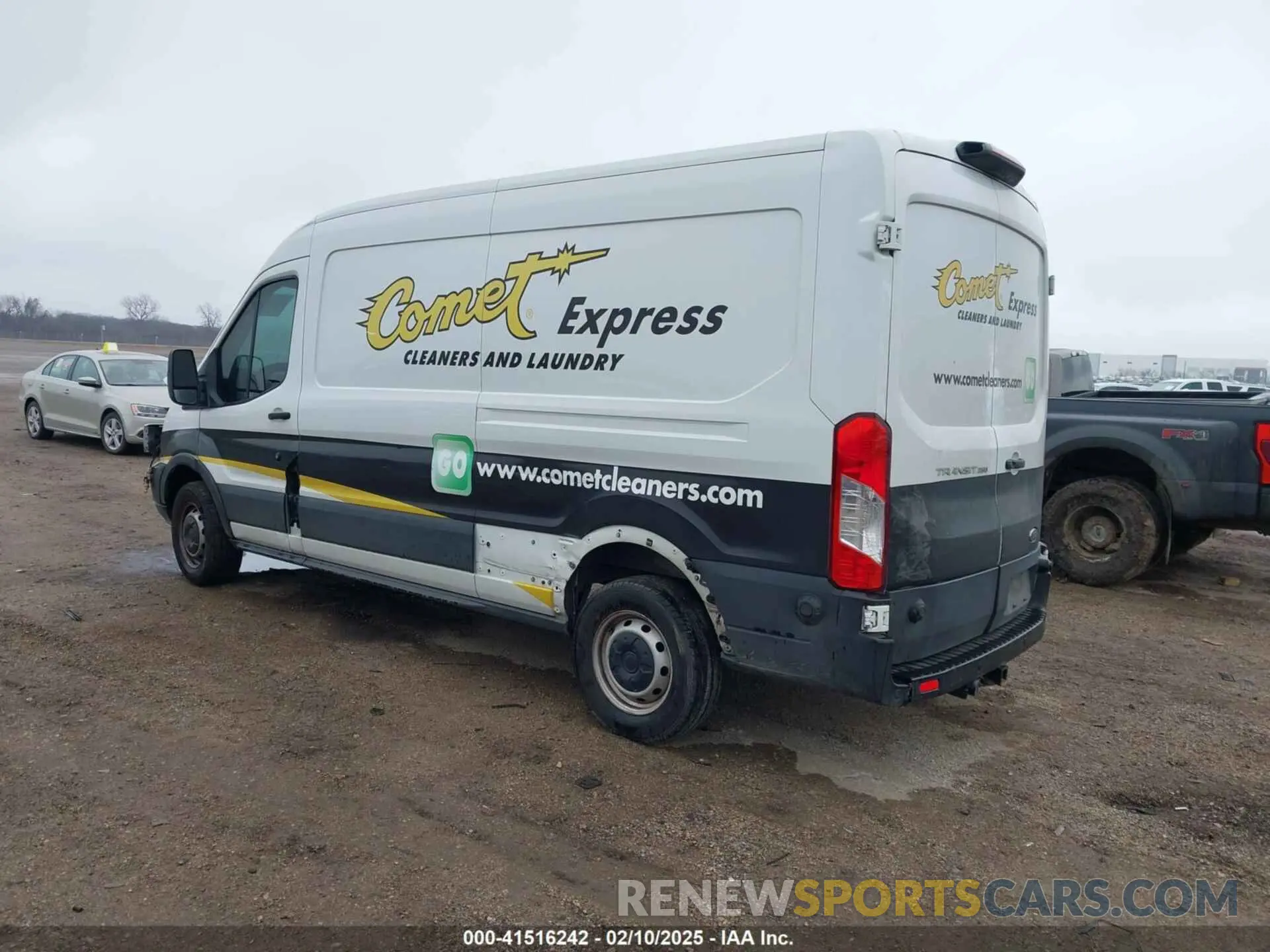 3 fotografías del automóvil dañado 1FTYR2CM2KKA82002 FORD TRANSIT-250 2019