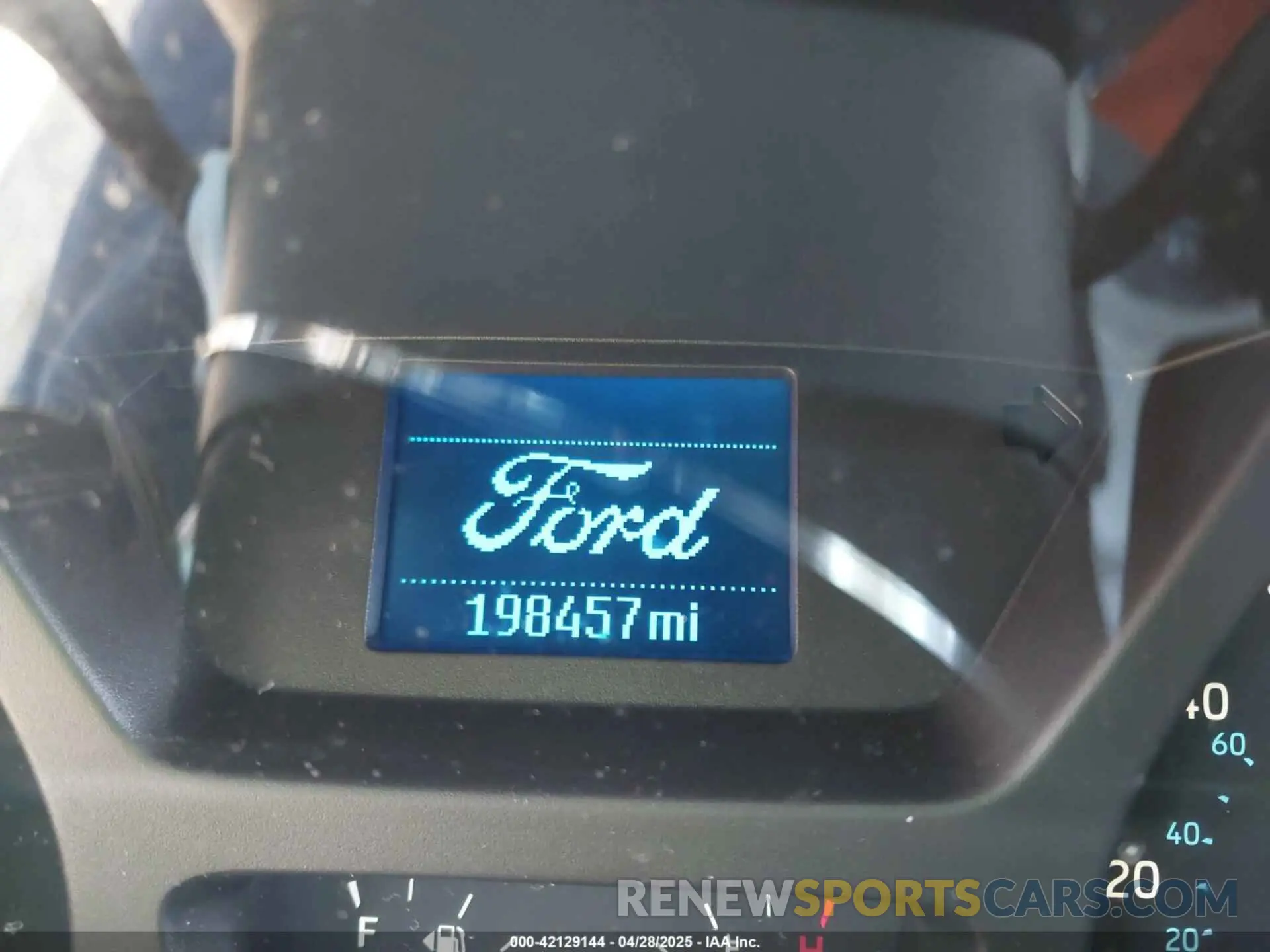 15 fotografías del automóvil dañado 1FTYR2CM5KKB19415 FORD TRANSIT-250 2019