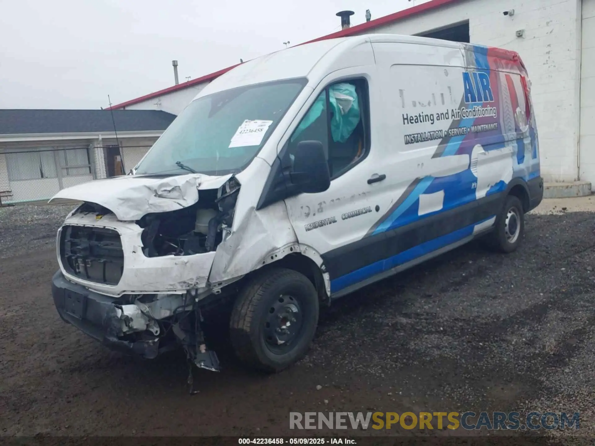 2 fotografías del automóvil dañado 1FTYR2CM8KKA85504 FORD TRANSIT-250 2019
