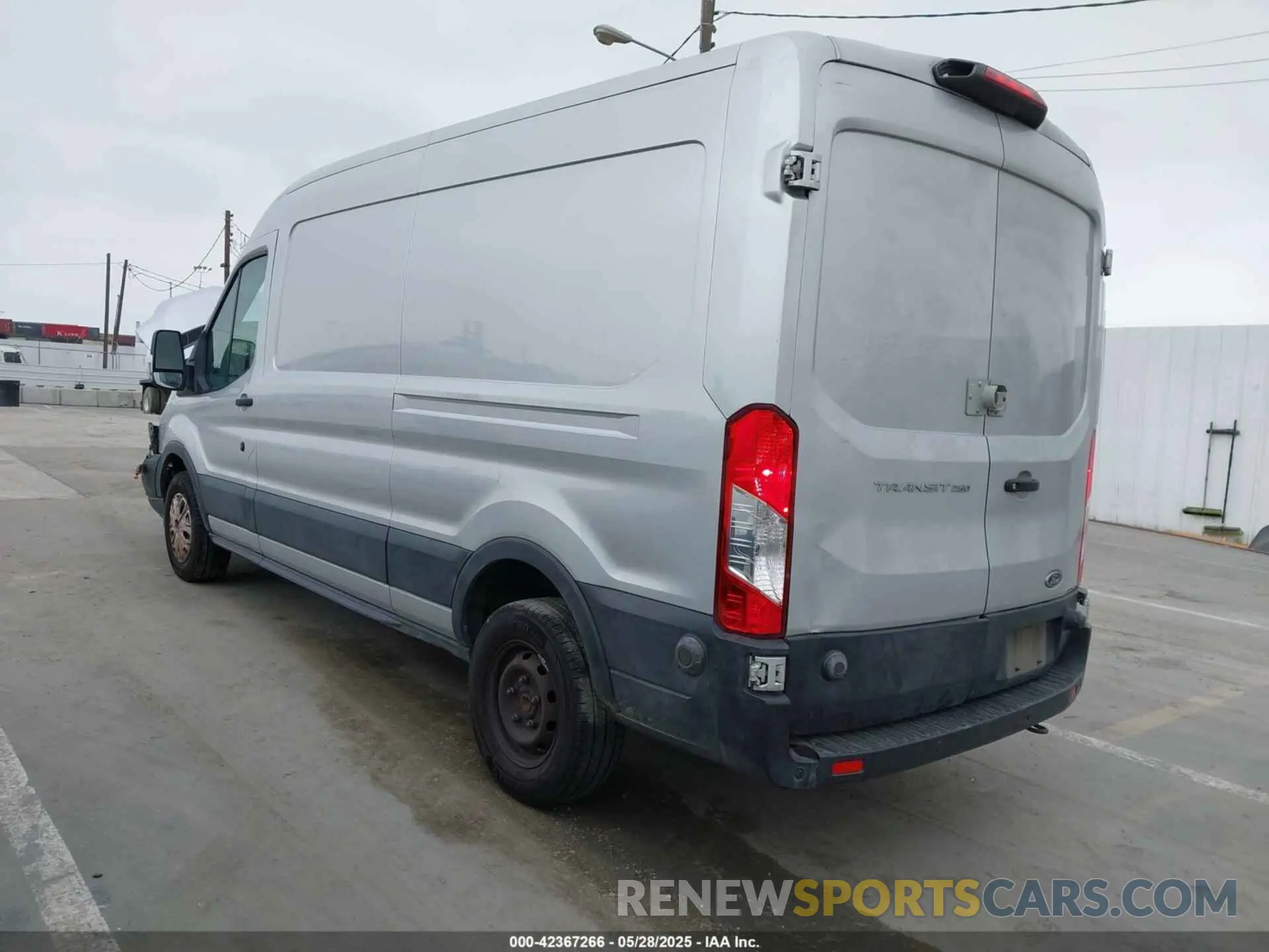 3 fotografías del automóvil dañado 1FTYR2CM8KKB16413 FORD TRANSIT-250 2019