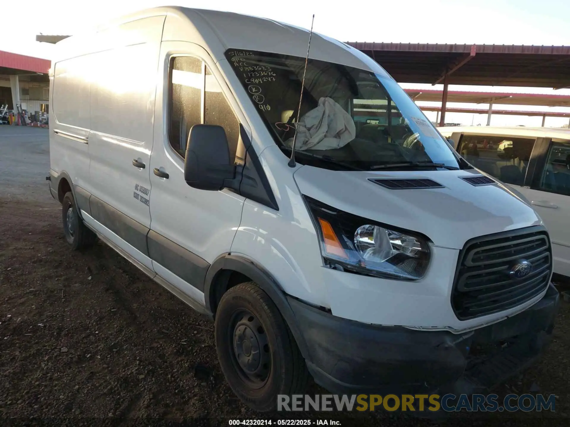 1 fotografías del automóvil dañado 1FTYR2CM9KKB83683 FORD TRANSIT-250 2019