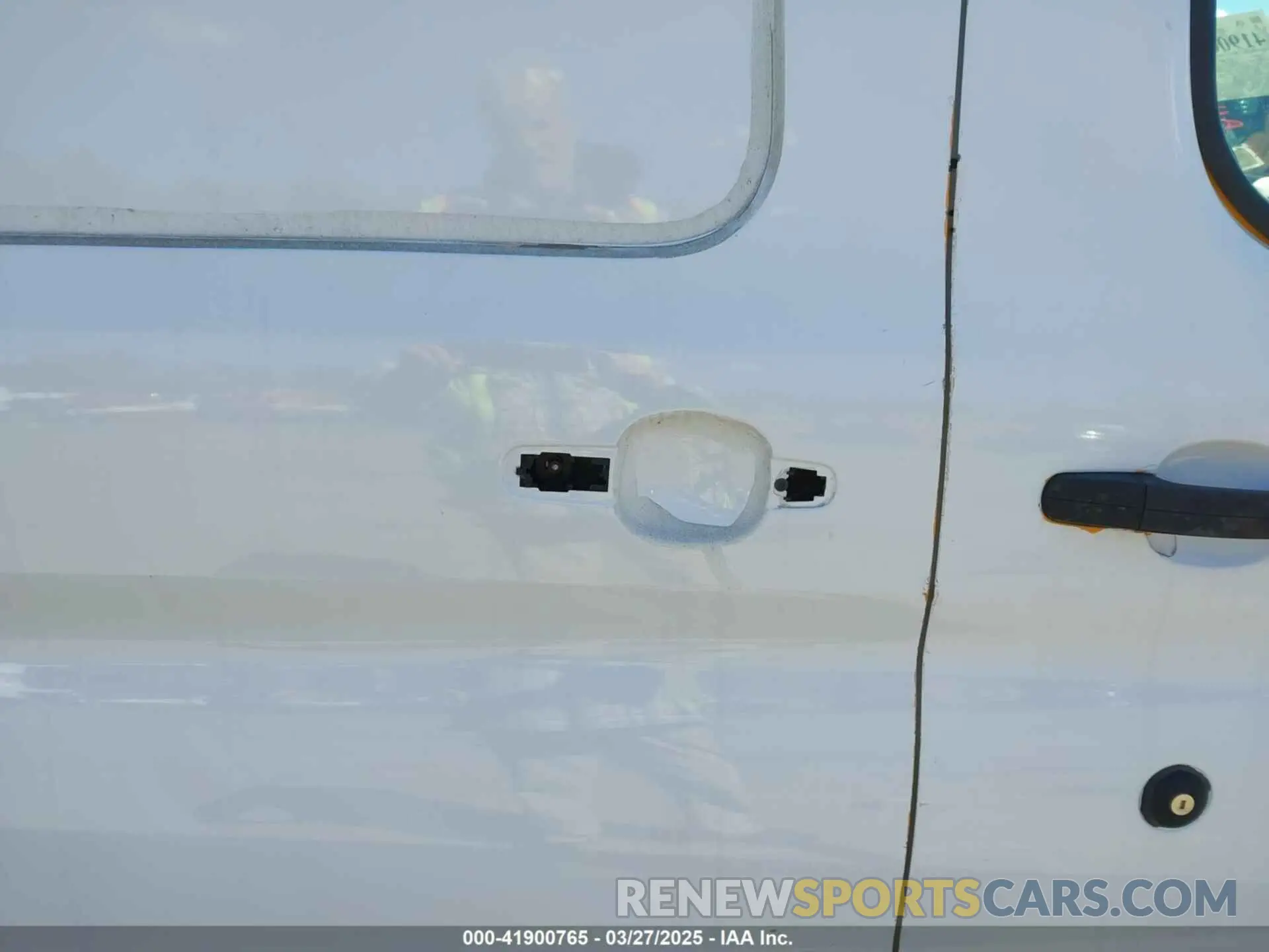 17 fotografías del automóvil dañado 1FTYR2XMXKKA45743 FORD TRANSIT-250 2019