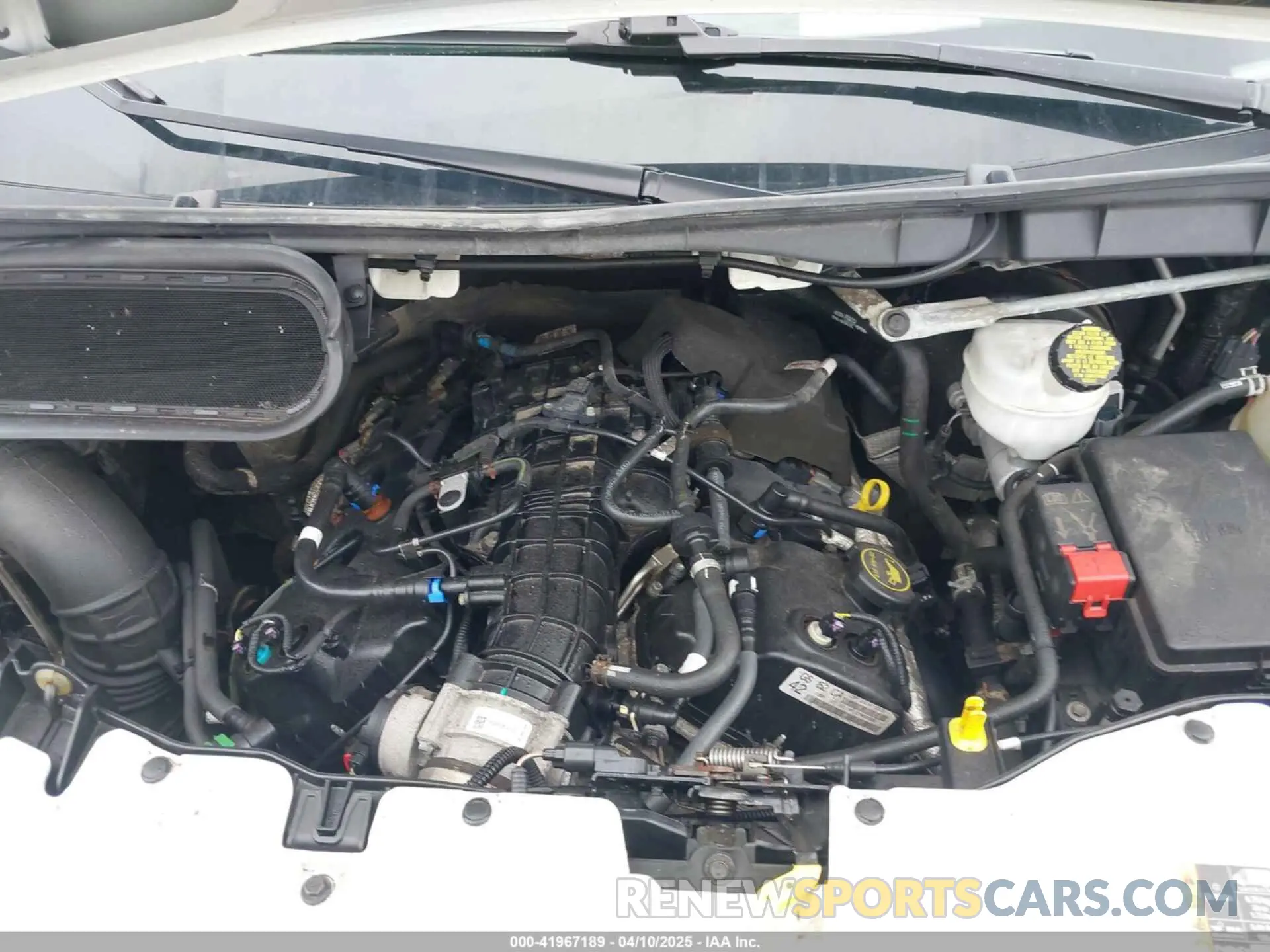 10 fotografías del automóvil dañado 1FTYR2YG6KKB47274 FORD TRANSIT-250 2019