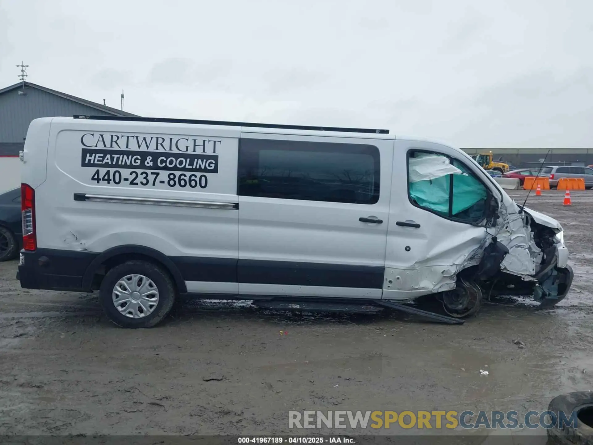 13 fotografías del automóvil dañado 1FTYR2YG6KKB47274 FORD TRANSIT-250 2019