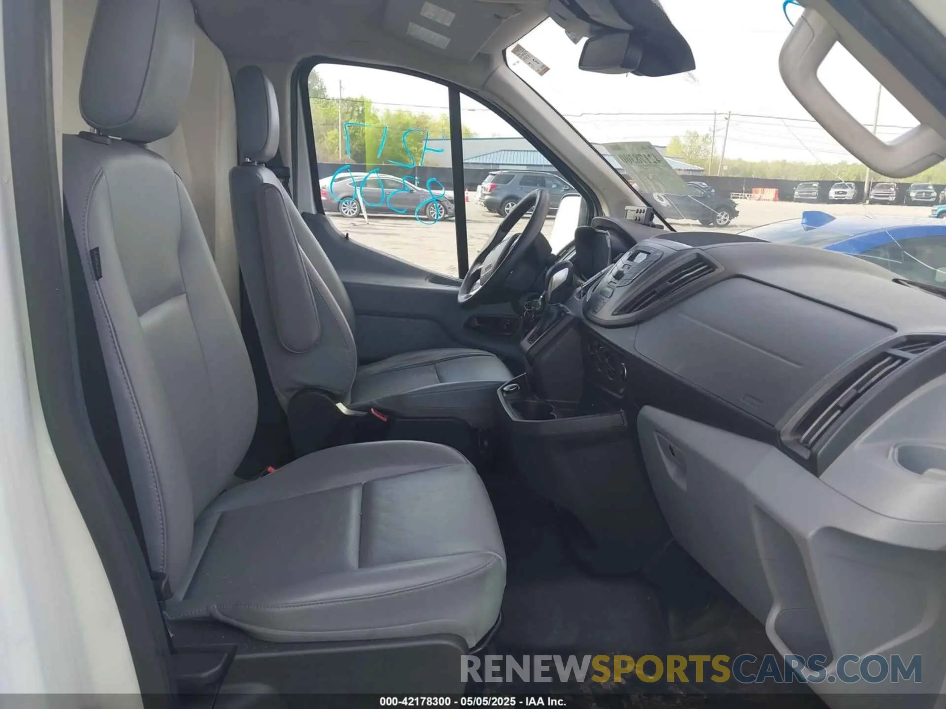 5 fotografías del automóvil dañado 1FTYR2ZG0KKA10216 FORD TRANSIT-250 2019