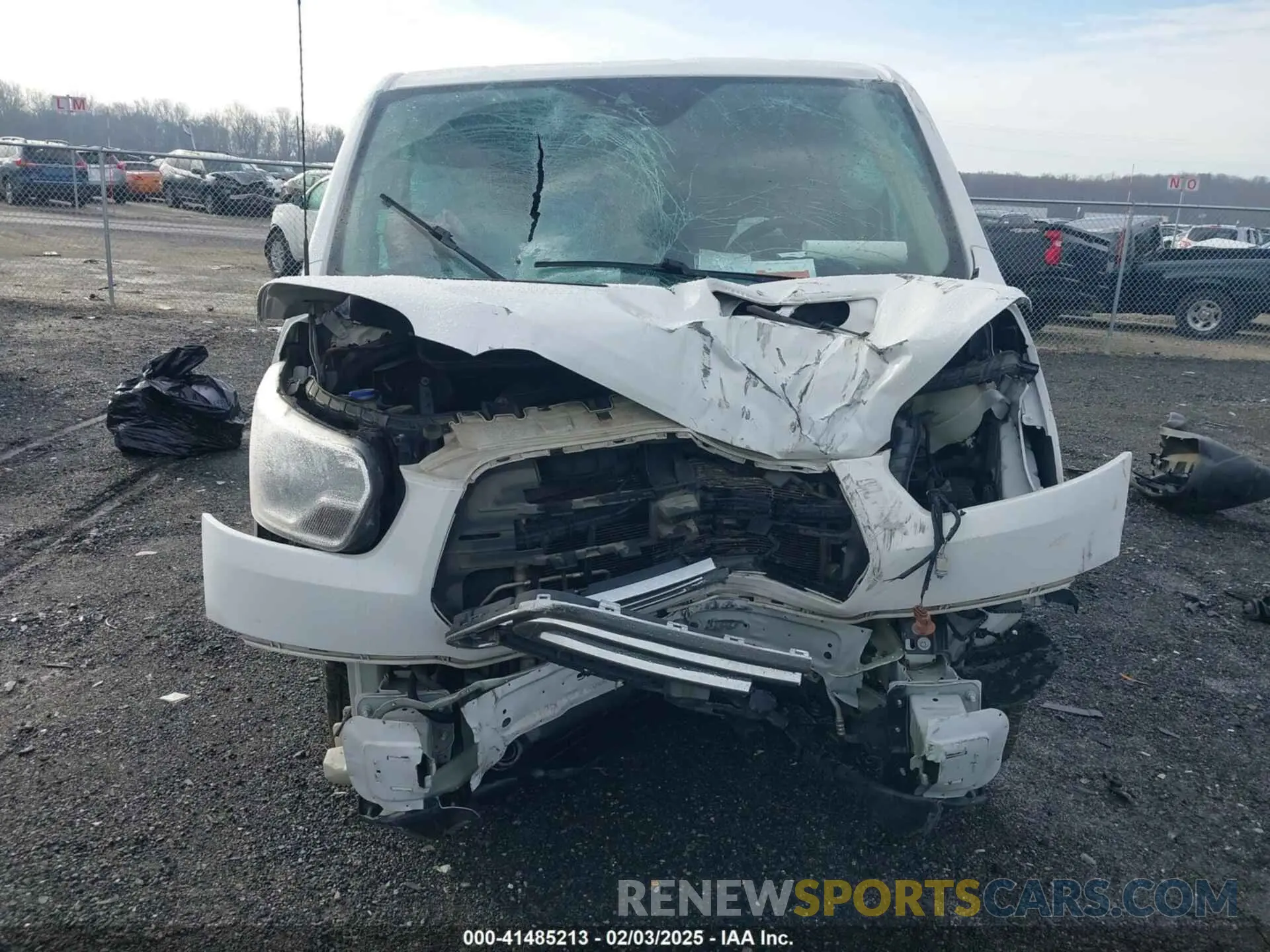12 fotografías del automóvil dañado 1FTYR2ZM6KKB81879 FORD TRANSIT-250 2019