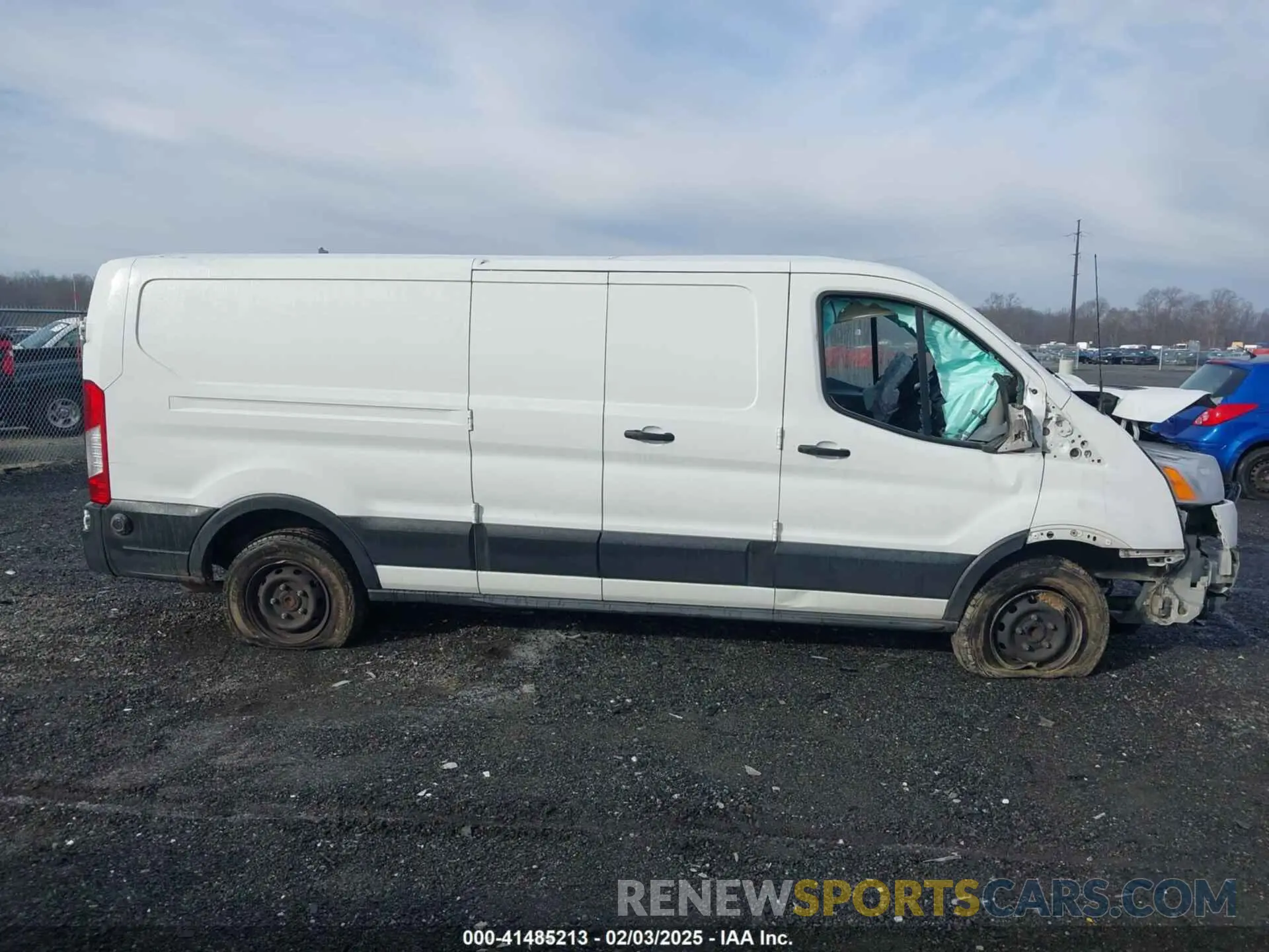 13 fotografías del automóvil dañado 1FTYR2ZM6KKB81879 FORD TRANSIT-250 2019