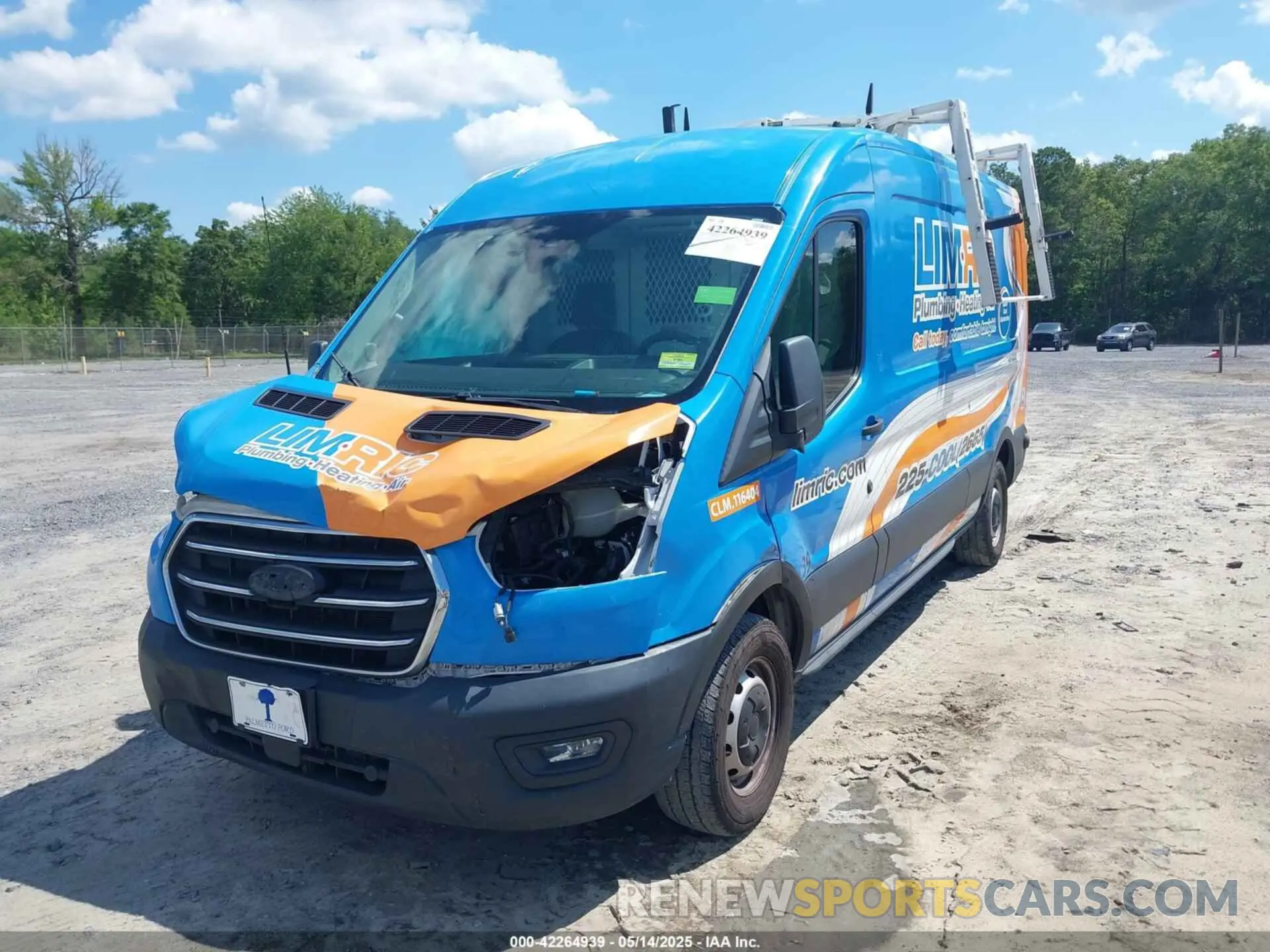 2 fotografías del automóvil dañado 1FTBR1C80LKA00675 FORD TRANSIT-250 2020