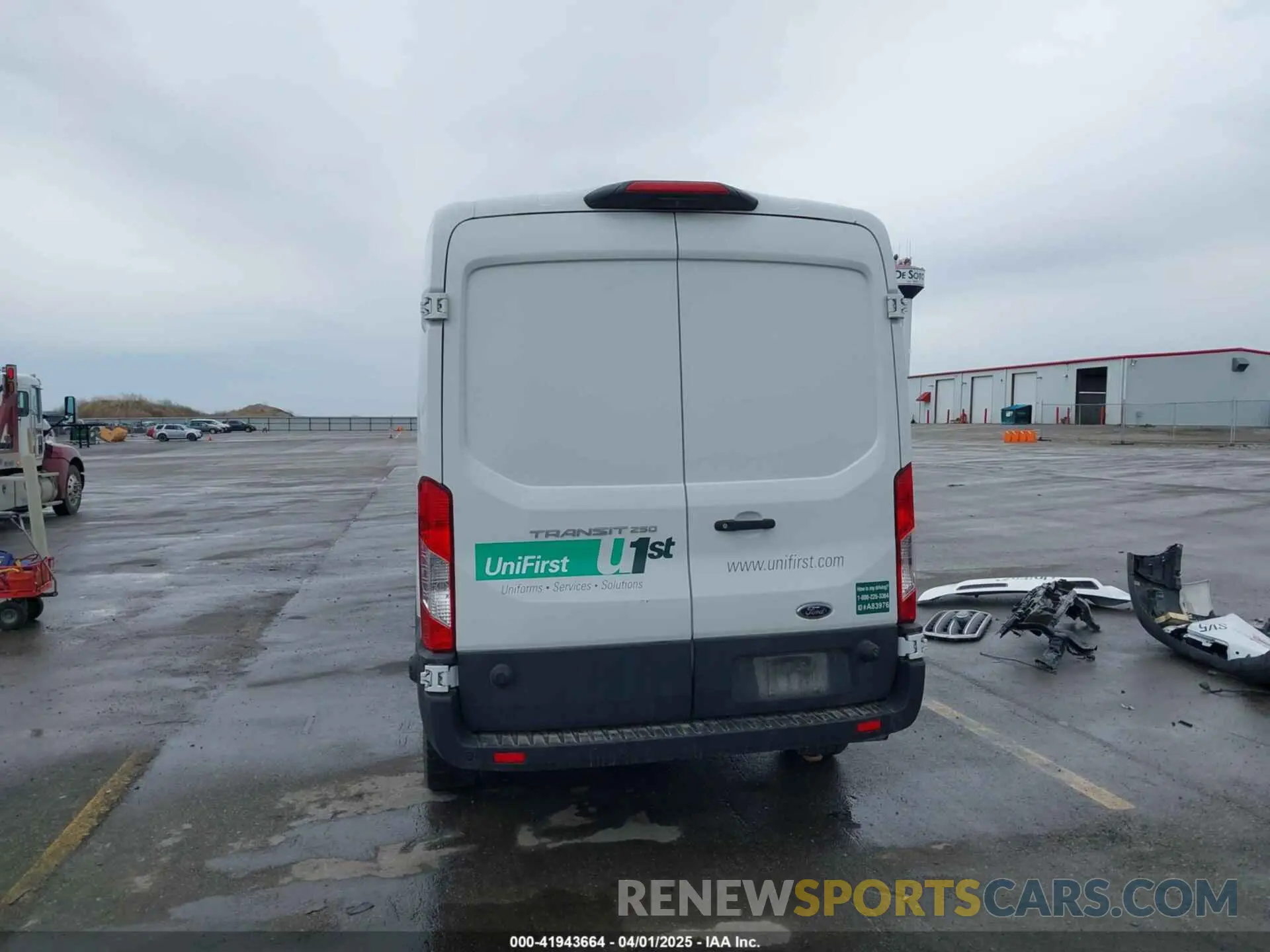 17 fotografías del automóvil dañado 1FTBR1C80LKA83976 FORD TRANSIT-250 2020