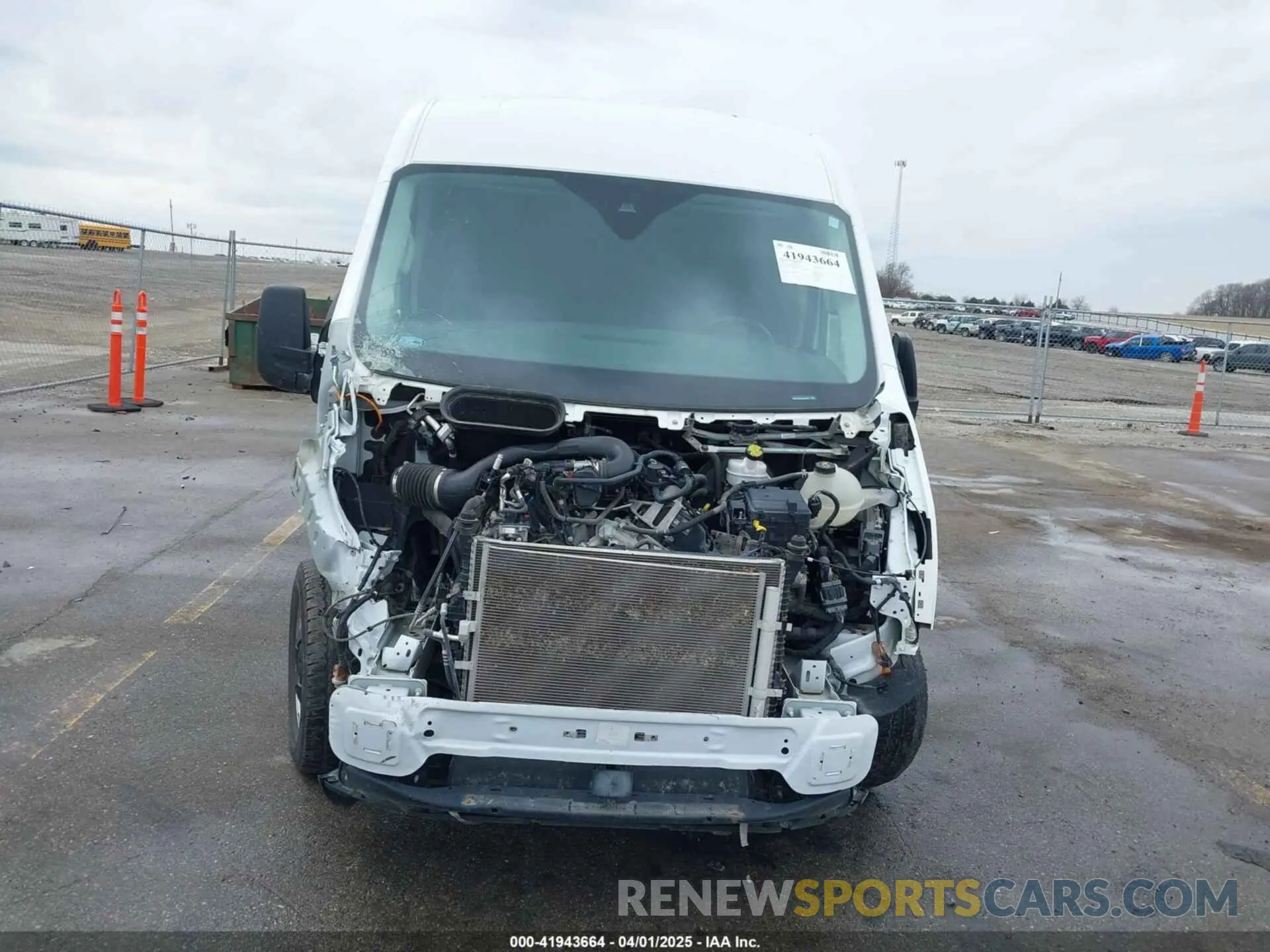 6 fotografías del automóvil dañado 1FTBR1C80LKA83976 FORD TRANSIT-250 2020