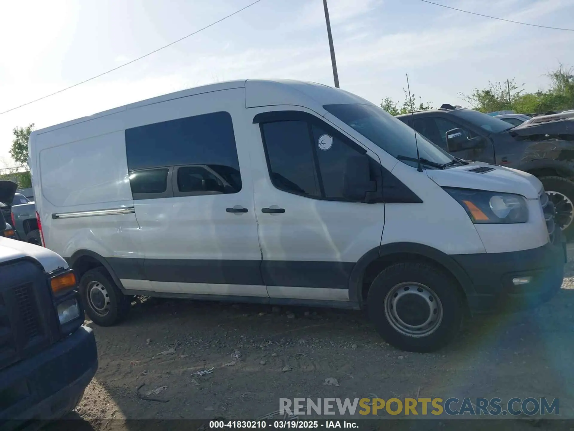 13 fotografías del automóvil dañado 1FTBR1C81LKB10957 FORD TRANSIT-250 2020