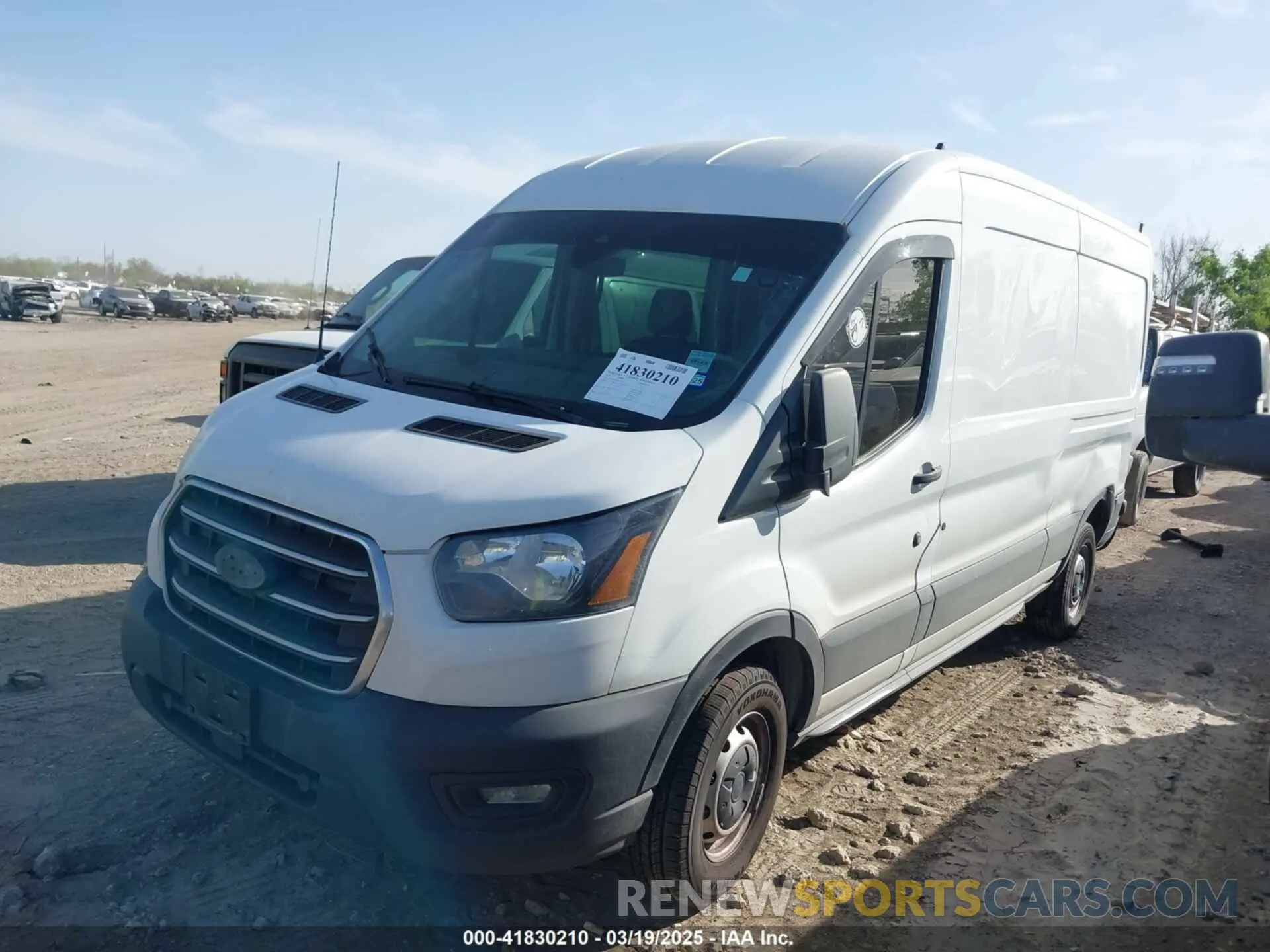 2 fotografías del automóvil dañado 1FTBR1C81LKB10957 FORD TRANSIT-250 2020