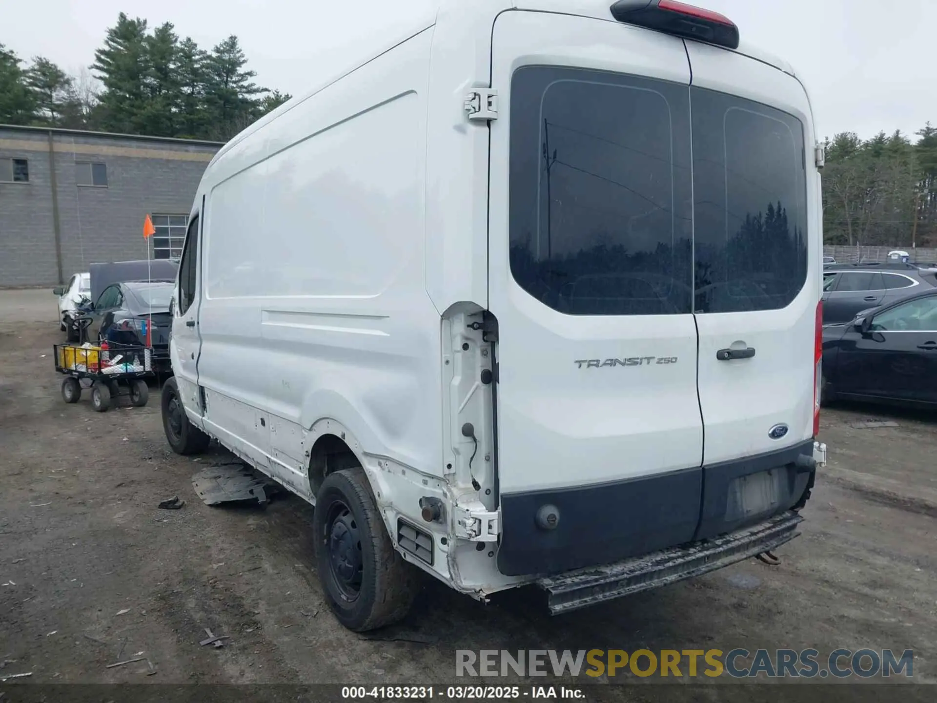14 fotografías del automóvil dañado 1FTBR1C82LKA10849 FORD TRANSIT-250 2020