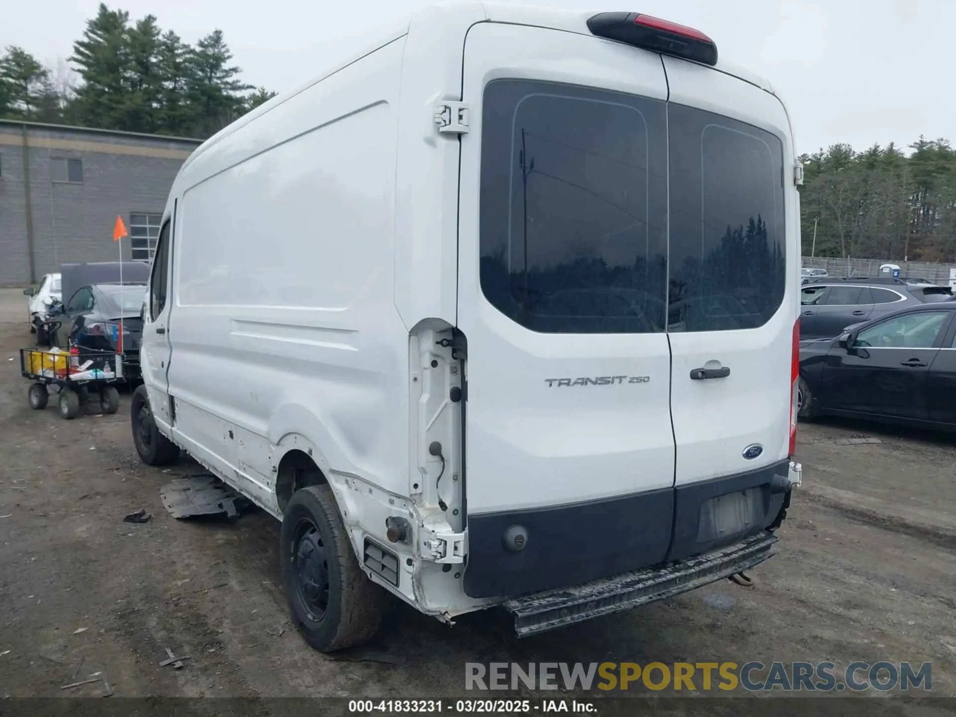 3 fotografías del automóvil dañado 1FTBR1C82LKA10849 FORD TRANSIT-250 2020