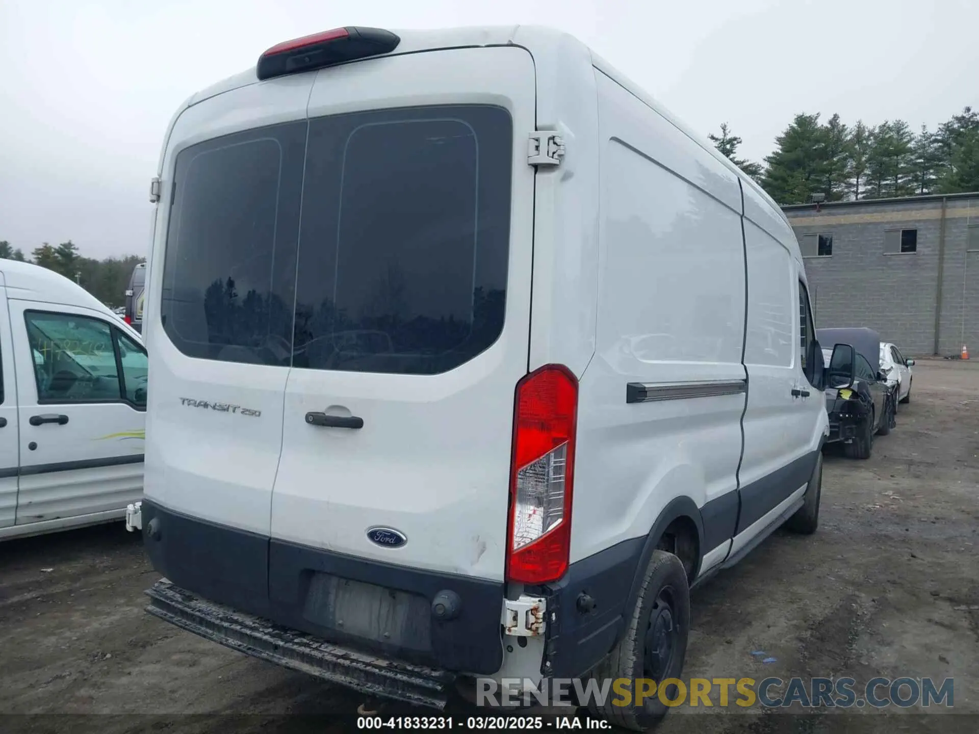4 fotografías del automóvil dañado 1FTBR1C82LKA10849 FORD TRANSIT-250 2020