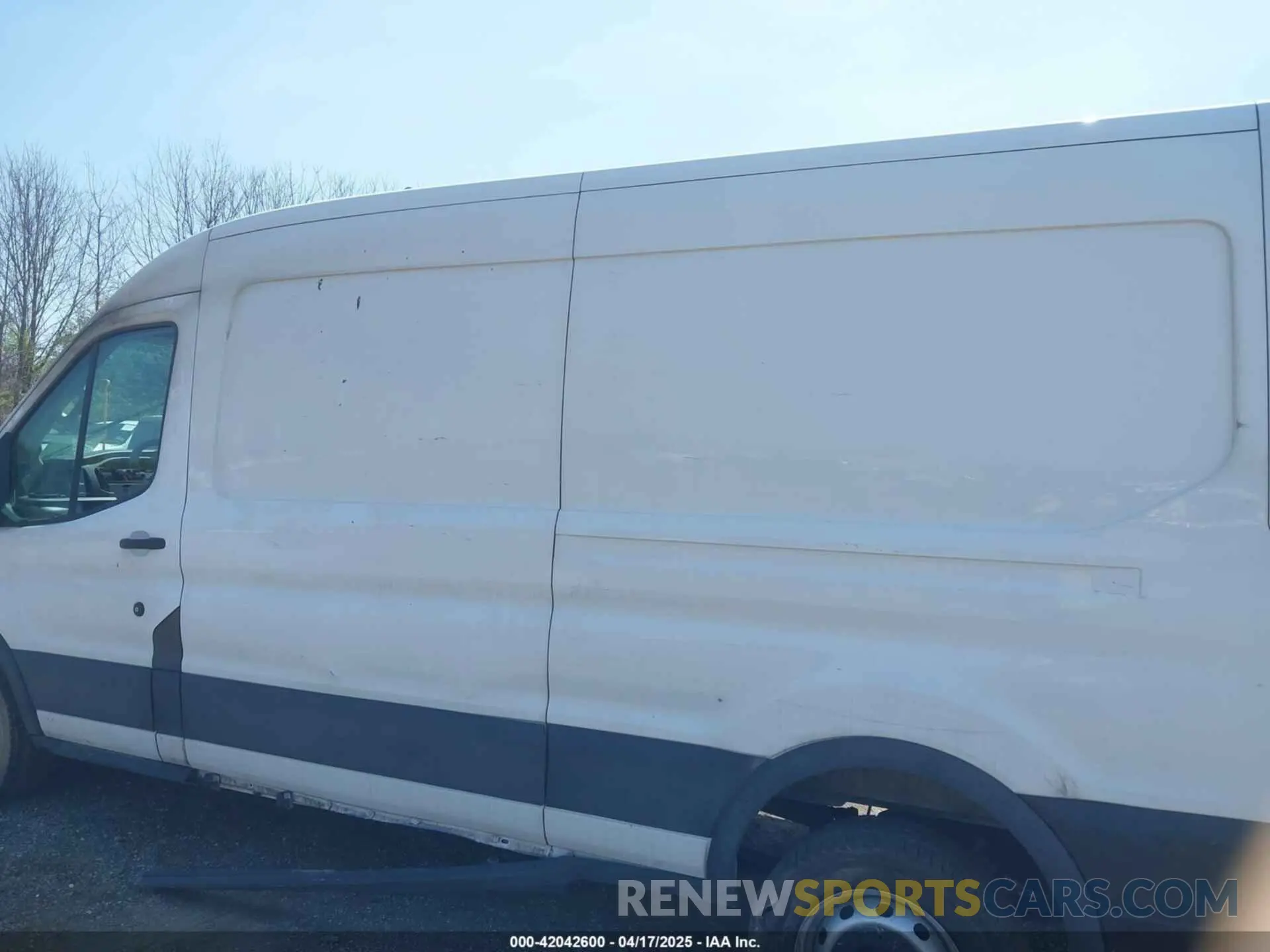 14 fotografías del automóvil dañado 1FTBR1C85LKA81267 FORD TRANSIT-250 2020