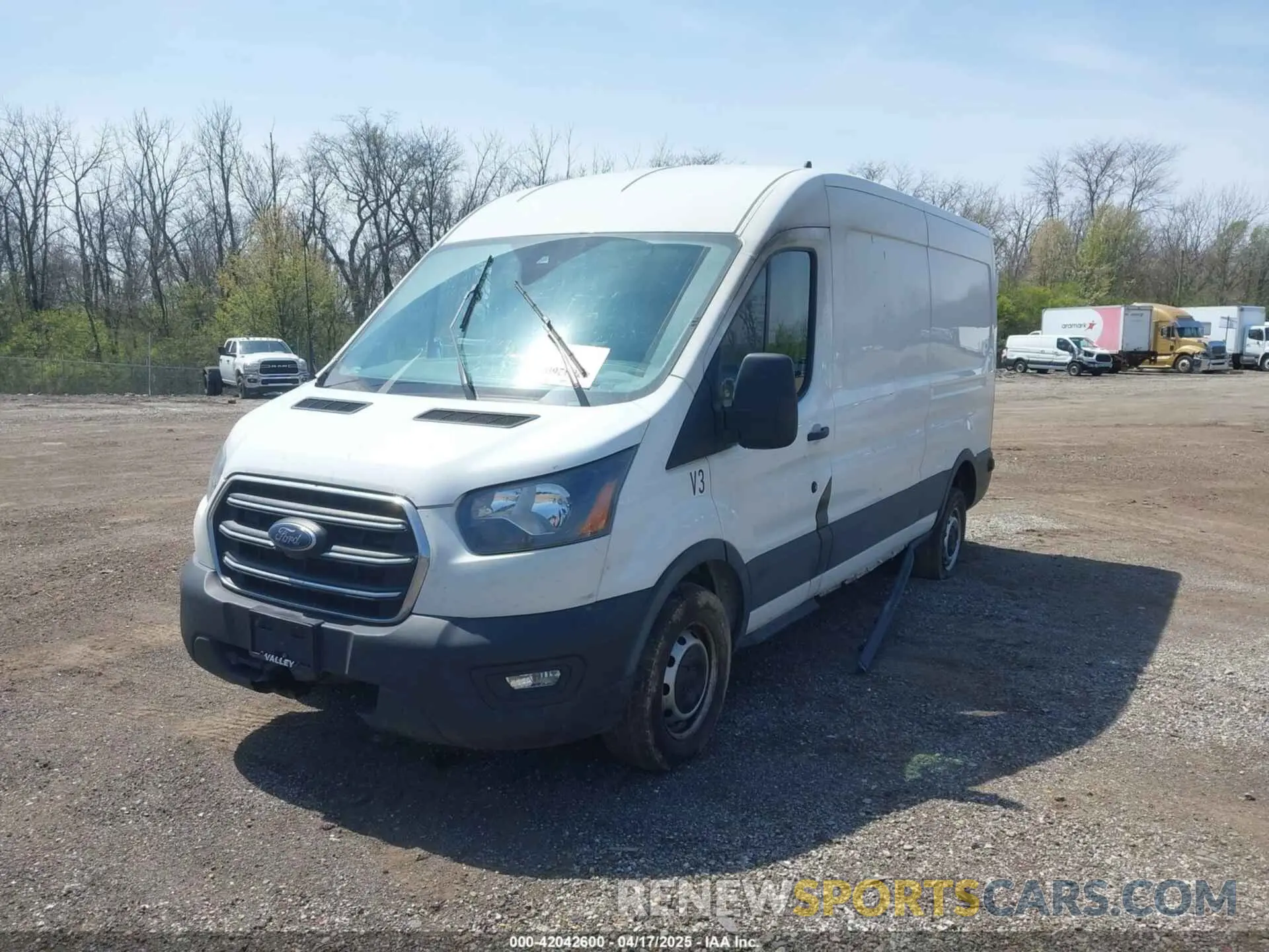 2 fotografías del automóvil dañado 1FTBR1C85LKA81267 FORD TRANSIT-250 2020