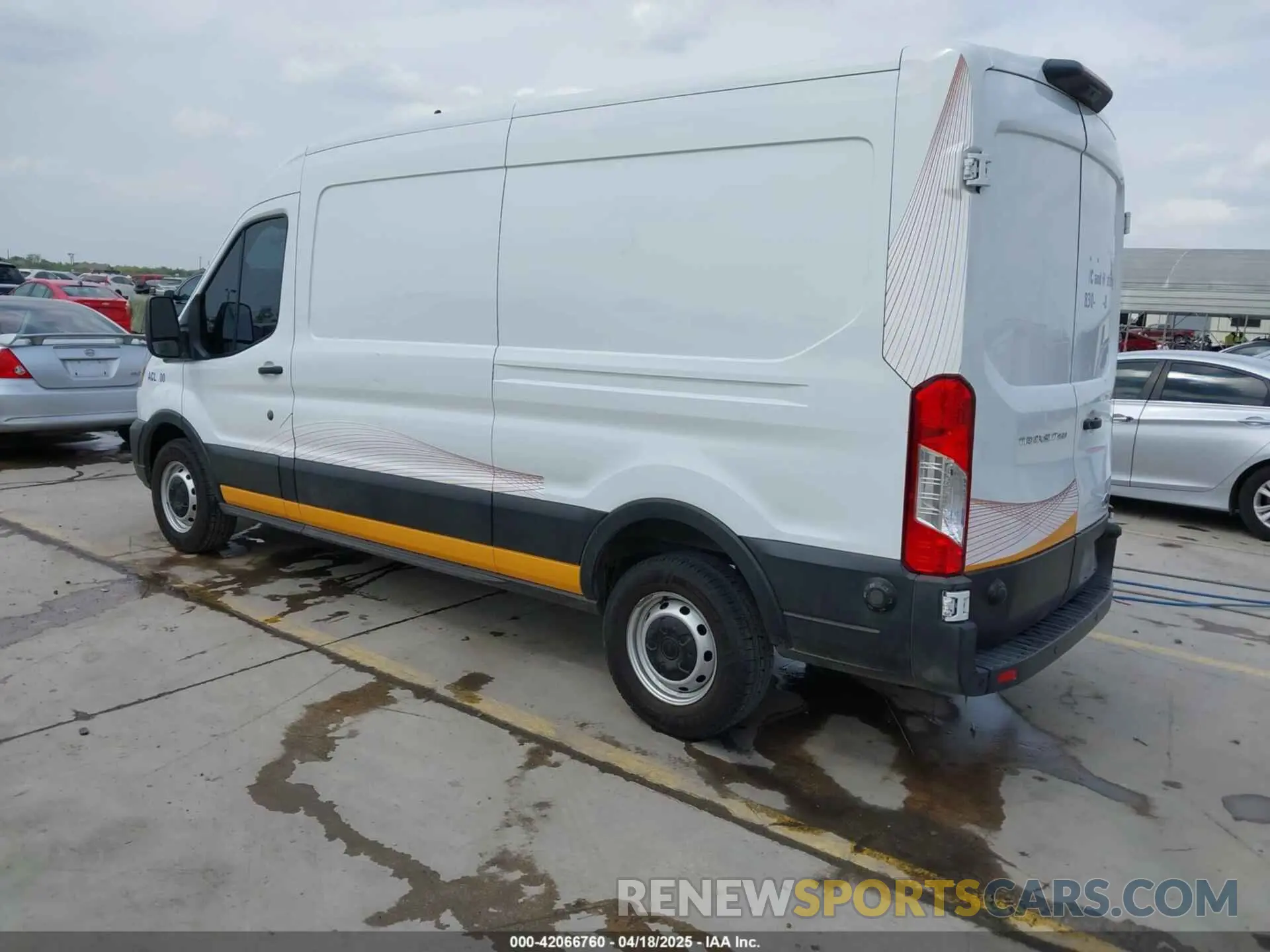 3 fotografías del automóvil dañado 1FTBR1CG3LKB71783 FORD TRANSIT-250 2020