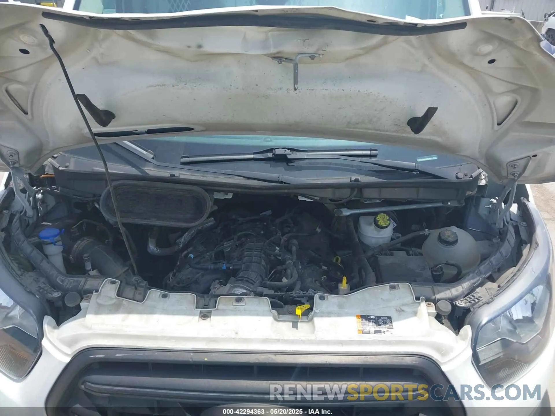 10 fotografías del automóvil dañado 1FTBR1CG4LKB26402 FORD TRANSIT-250 2020