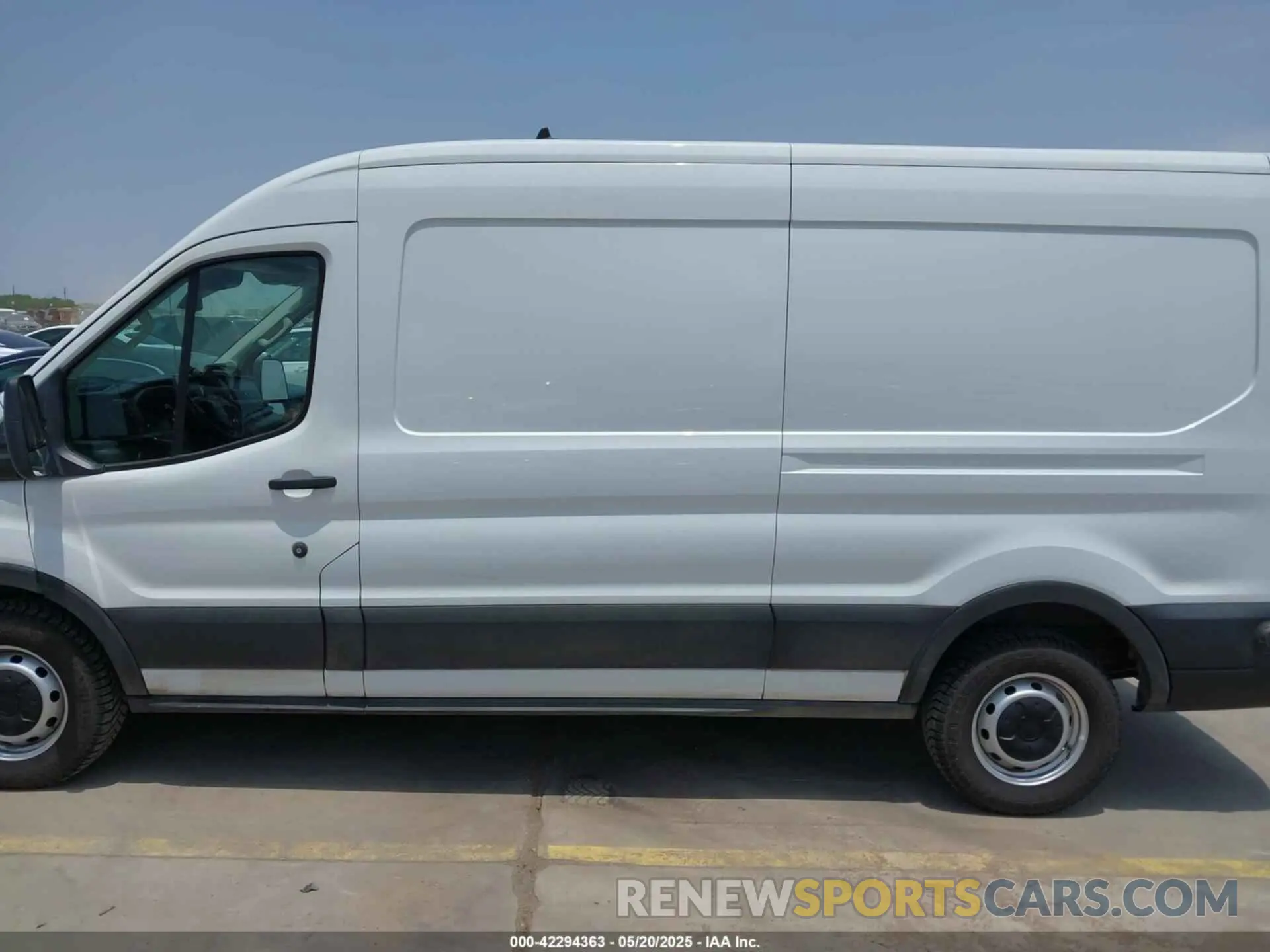 14 fotografías del automóvil dañado 1FTBR1CG4LKB26402 FORD TRANSIT-250 2020