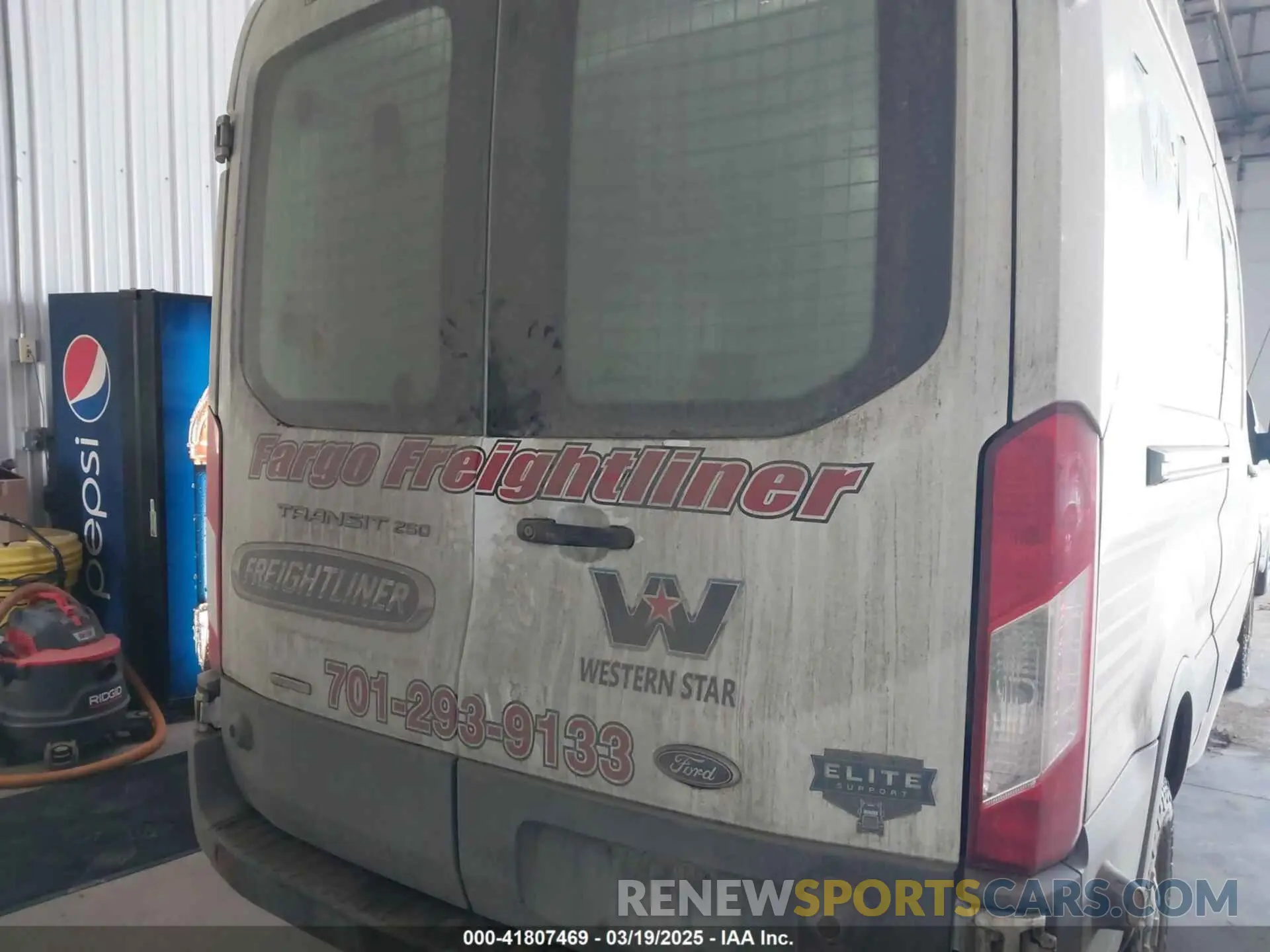 16 fotografías del automóvil dañado 1FTBR1CG9LKB59461 FORD TRANSIT-250 2020