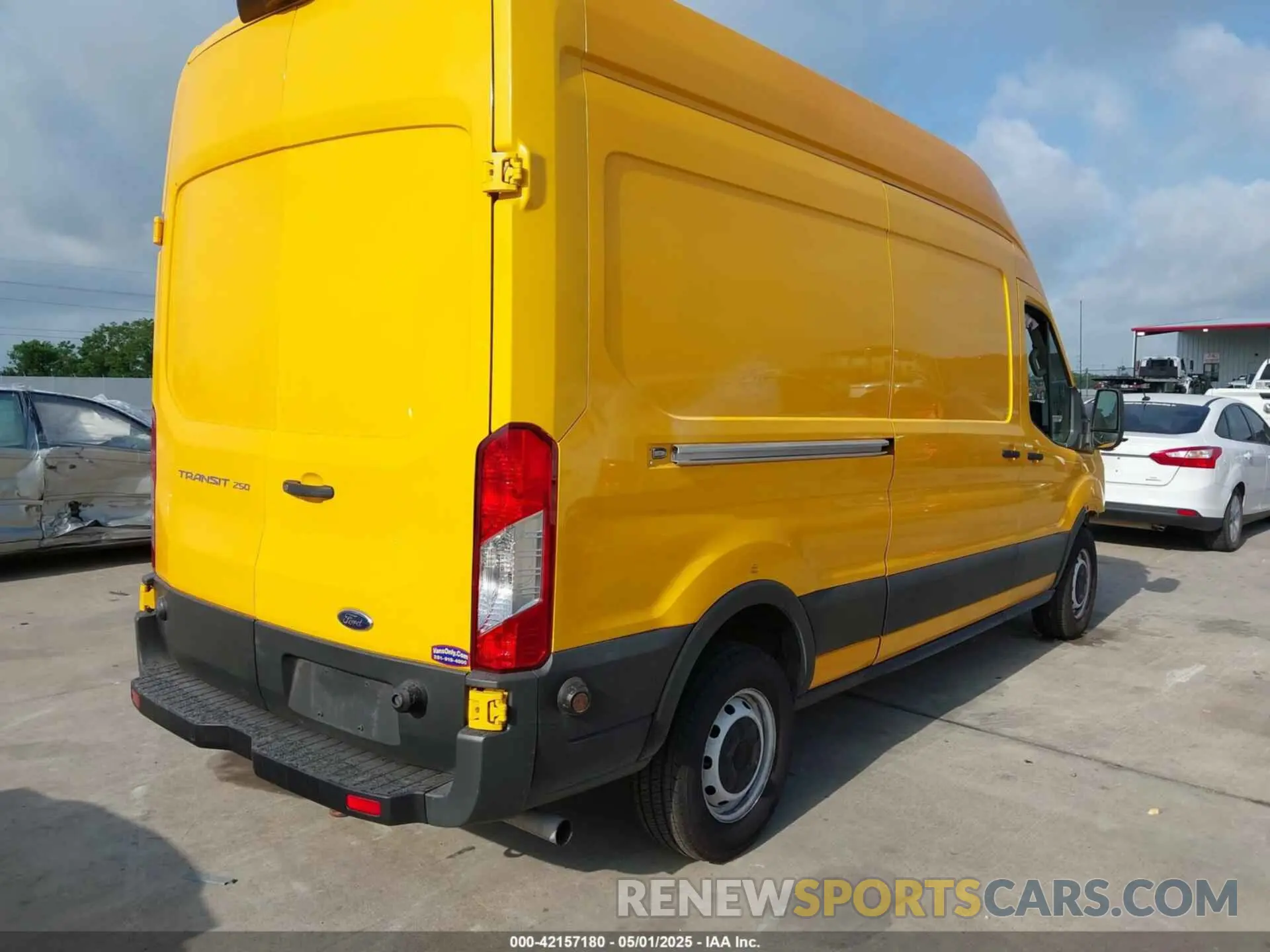 4 fotografías del automóvil dañado 1FTBR1X81LKA56814 FORD TRANSIT-250 2020