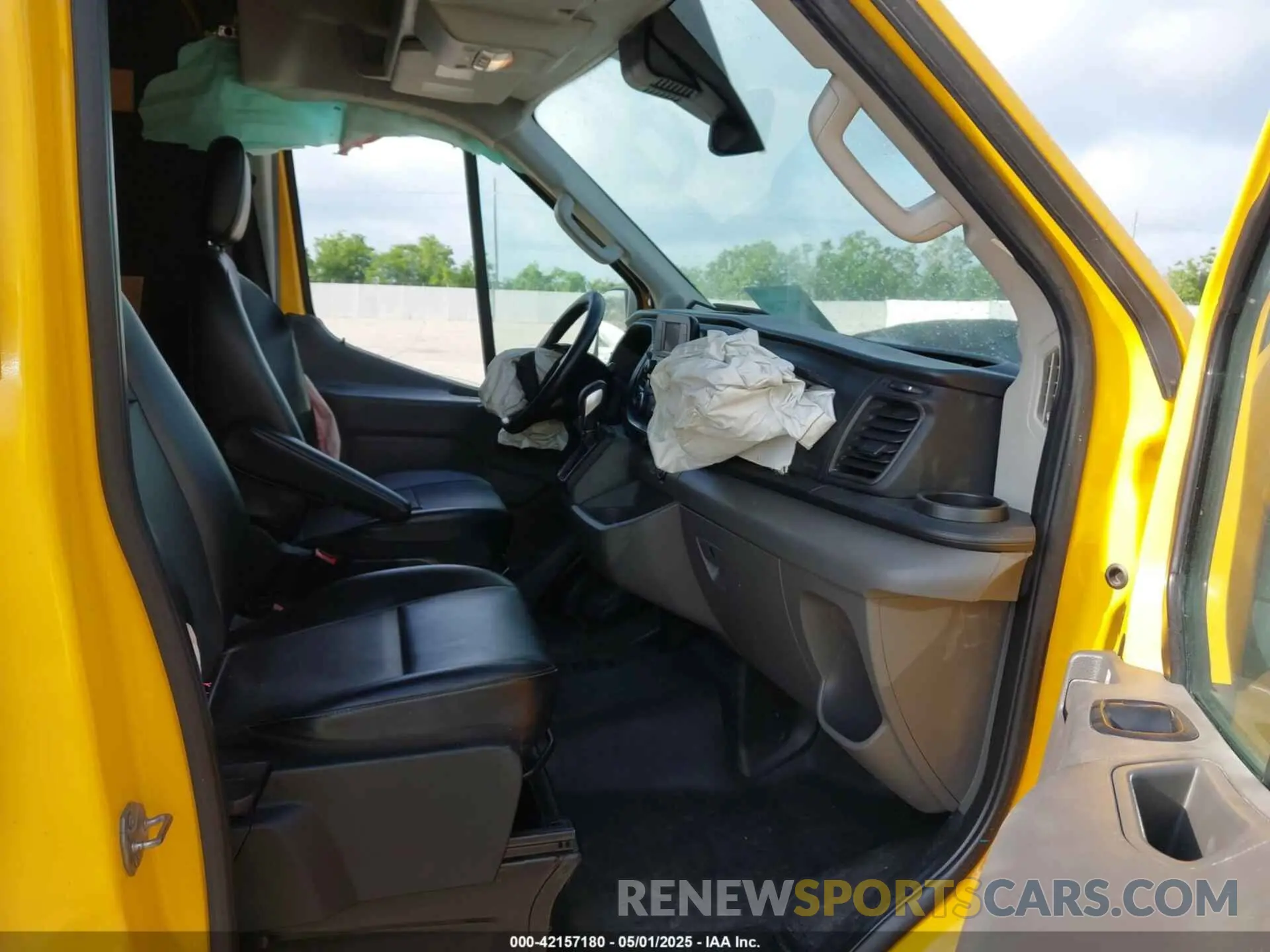 5 fotografías del automóvil dañado 1FTBR1X81LKA56814 FORD TRANSIT-250 2020