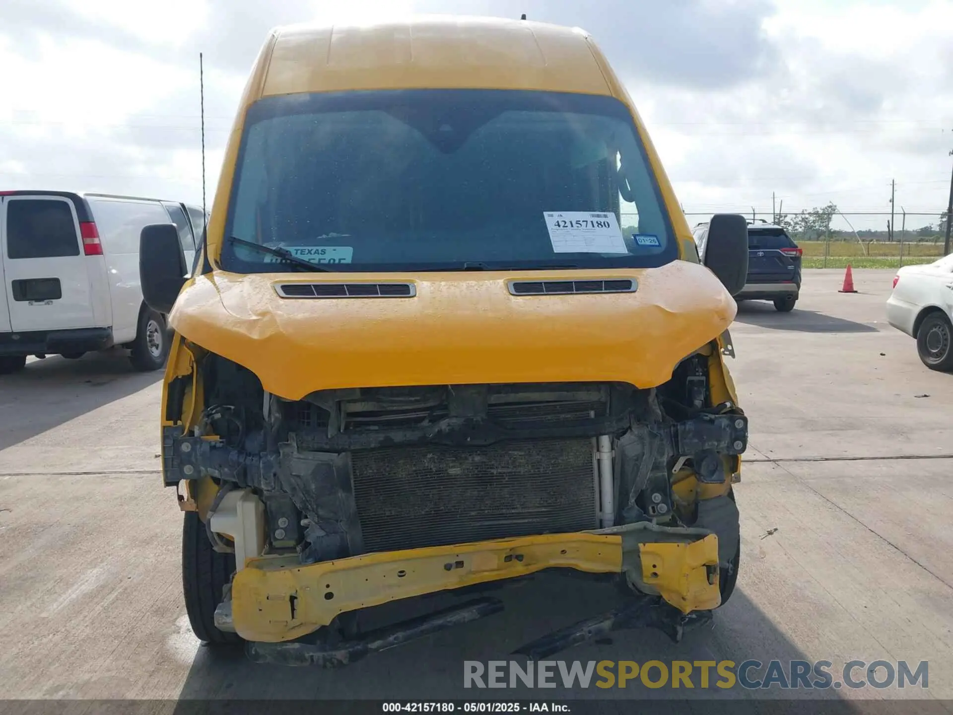 6 fotografías del automóvil dañado 1FTBR1X81LKA56814 FORD TRANSIT-250 2020
