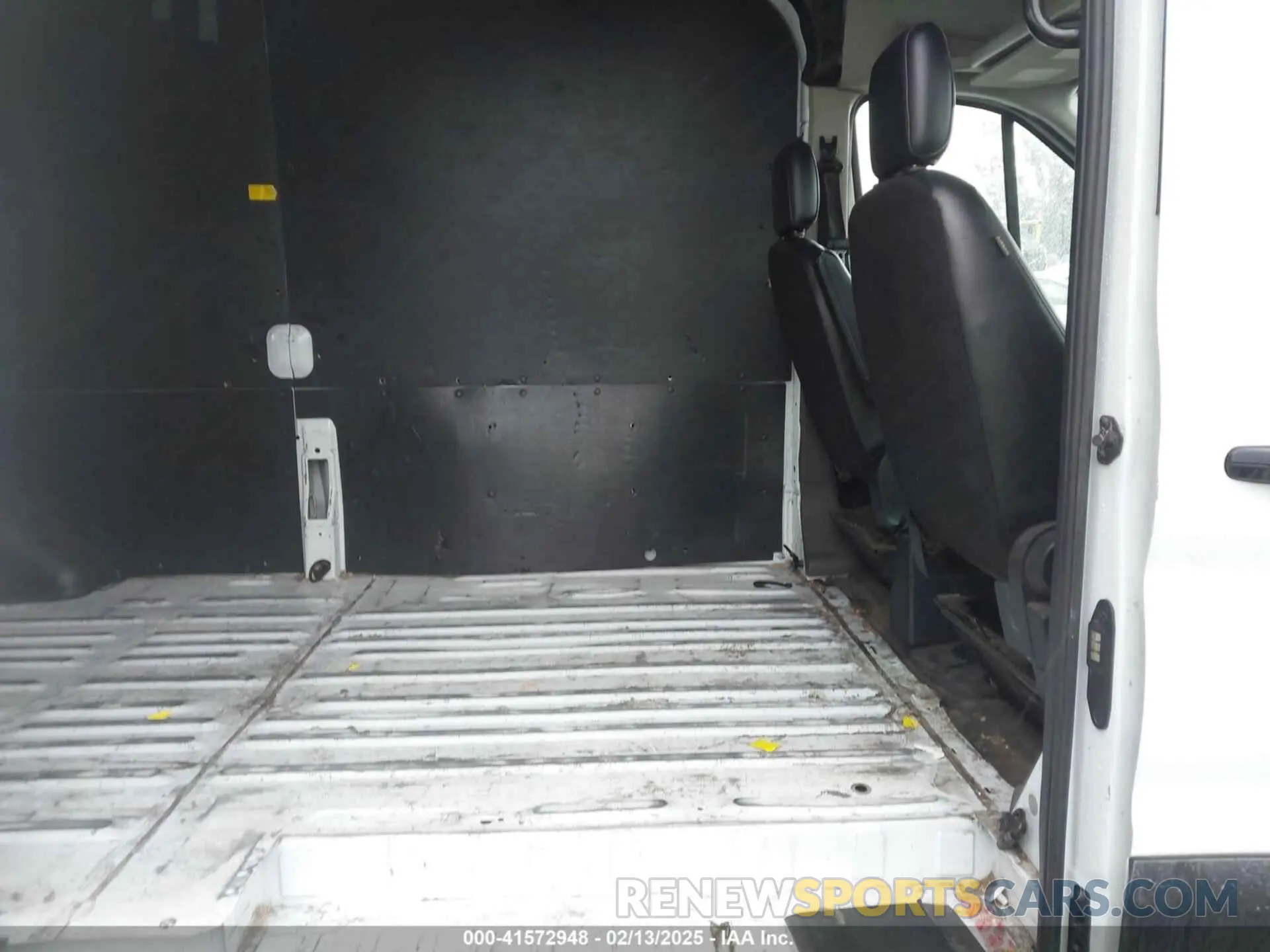 8 fotografías del automóvil dañado 1FTBR1X82LKB60762 FORD TRANSIT-250 2020