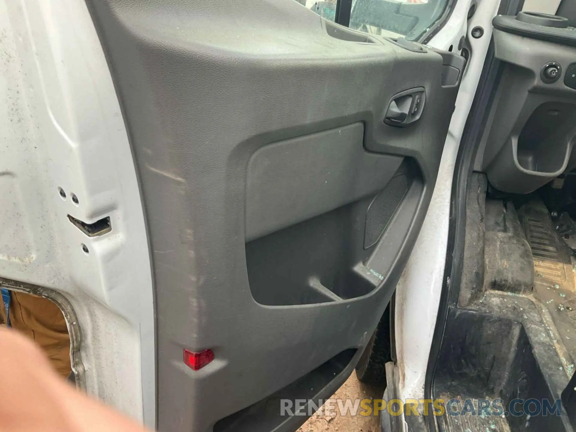 22 fotografías del automóvil dañado 1FTBR1Y85LKB76565 FORD TRANSIT-250 2020