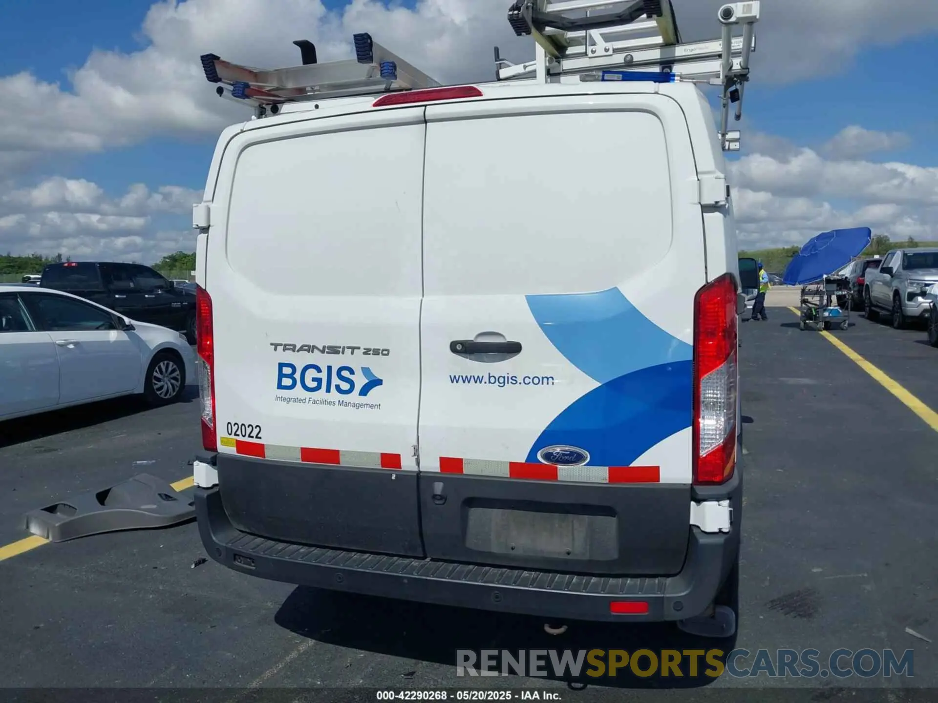 15 fotografías del automóvil dañado 1FTBR1Y86LKB30999 FORD TRANSIT-250 2020