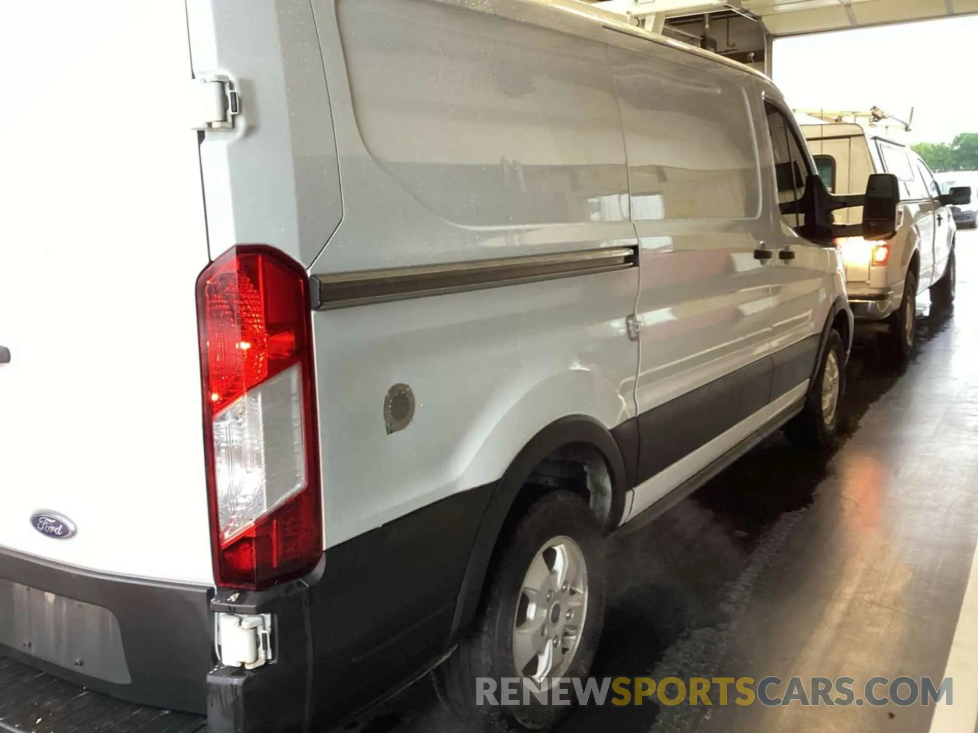 18 fotografías del automóvil dañado 1FTBR1YG3LKA32438 FORD TRANSIT-250 2020