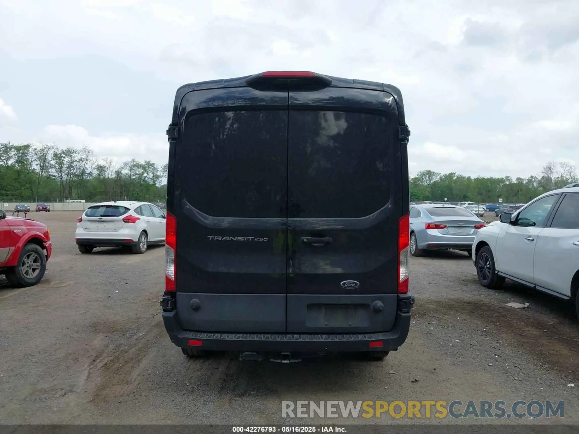 16 fotografías del automóvil dañado 1FTBR2C8XLKA81092 FORD TRANSIT-250 2020