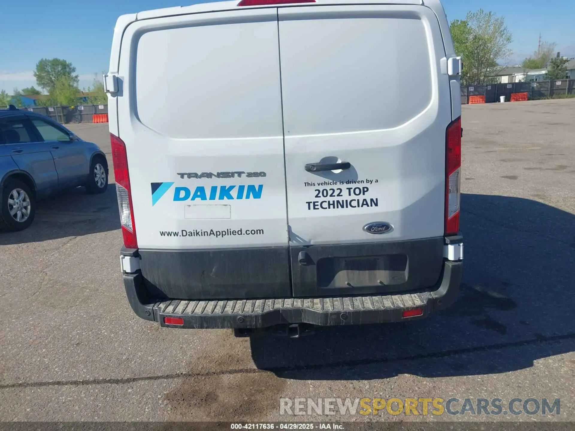 16 fotografías del automóvil dañado 1FTBR2YGXLKB09134 FORD TRANSIT-250 2020