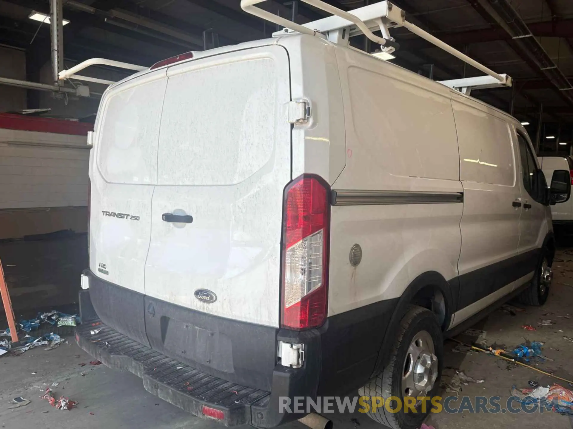 4 fotografías del automóvil dañado 1FTBR2YG8MKA43152 FORD TRANSIT-250 2021