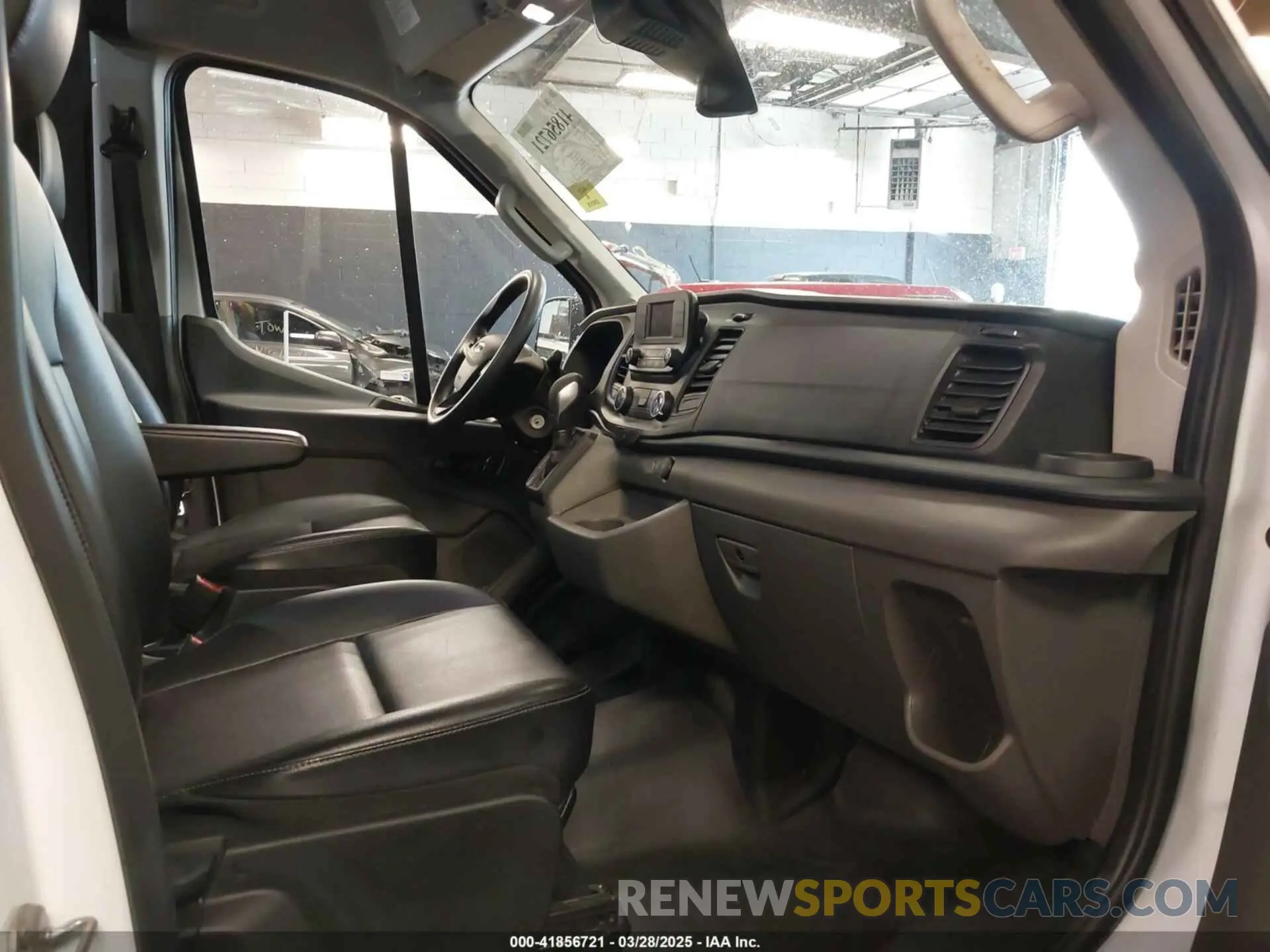 5 fotografías del automóvil dañado 1FTBR1C86PKB37075 FORD TRANSIT-250 2023