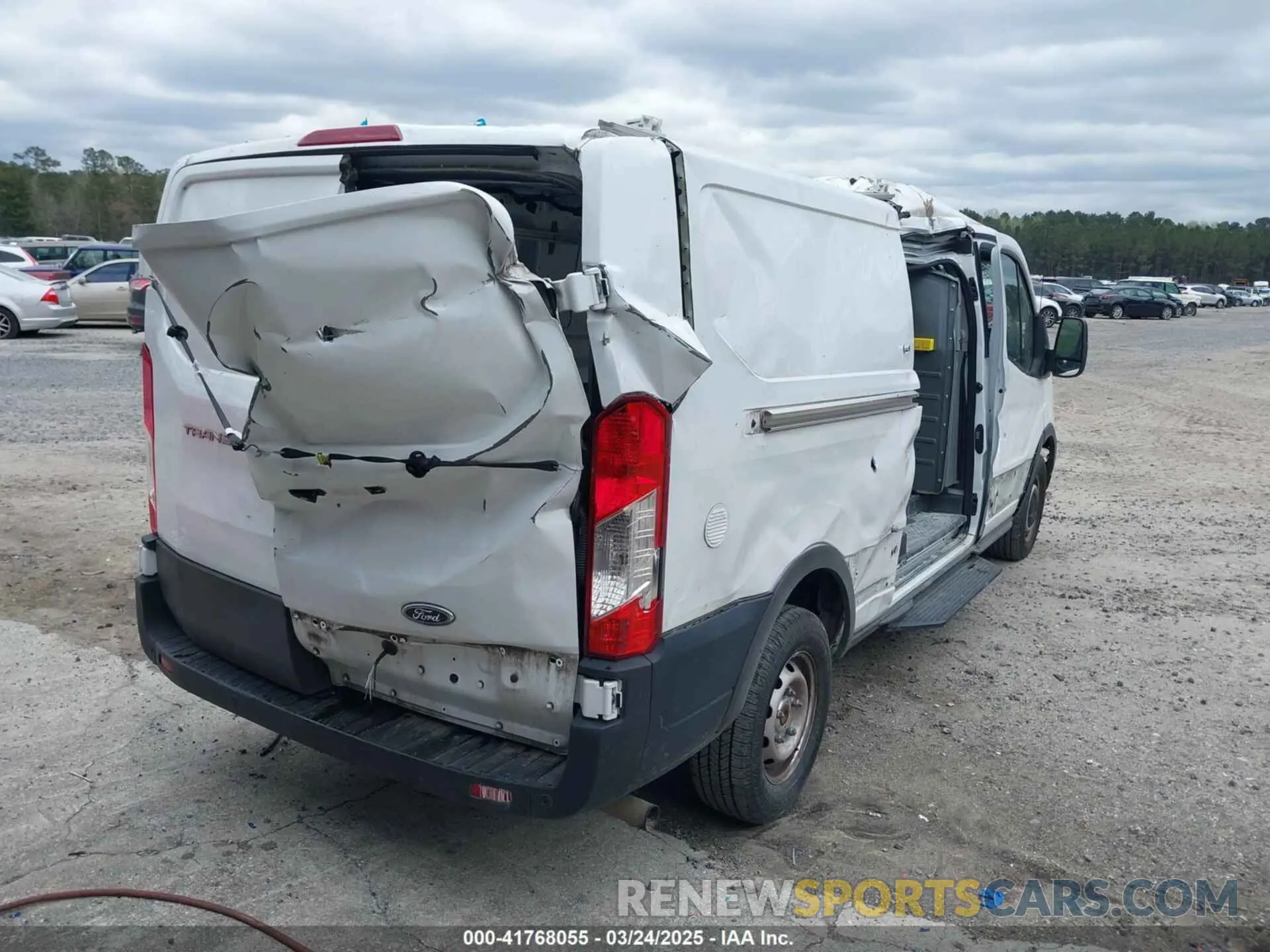 4 fotografías del automóvil dañado 1FTBR1Y85PKA34934 FORD TRANSIT-250 2023