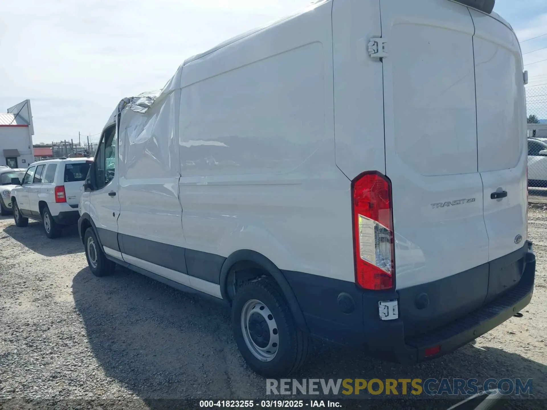 3 fotografías del automóvil dañado 1FTBR1C8XRKA46961 FORD TRANSIT-250 2024